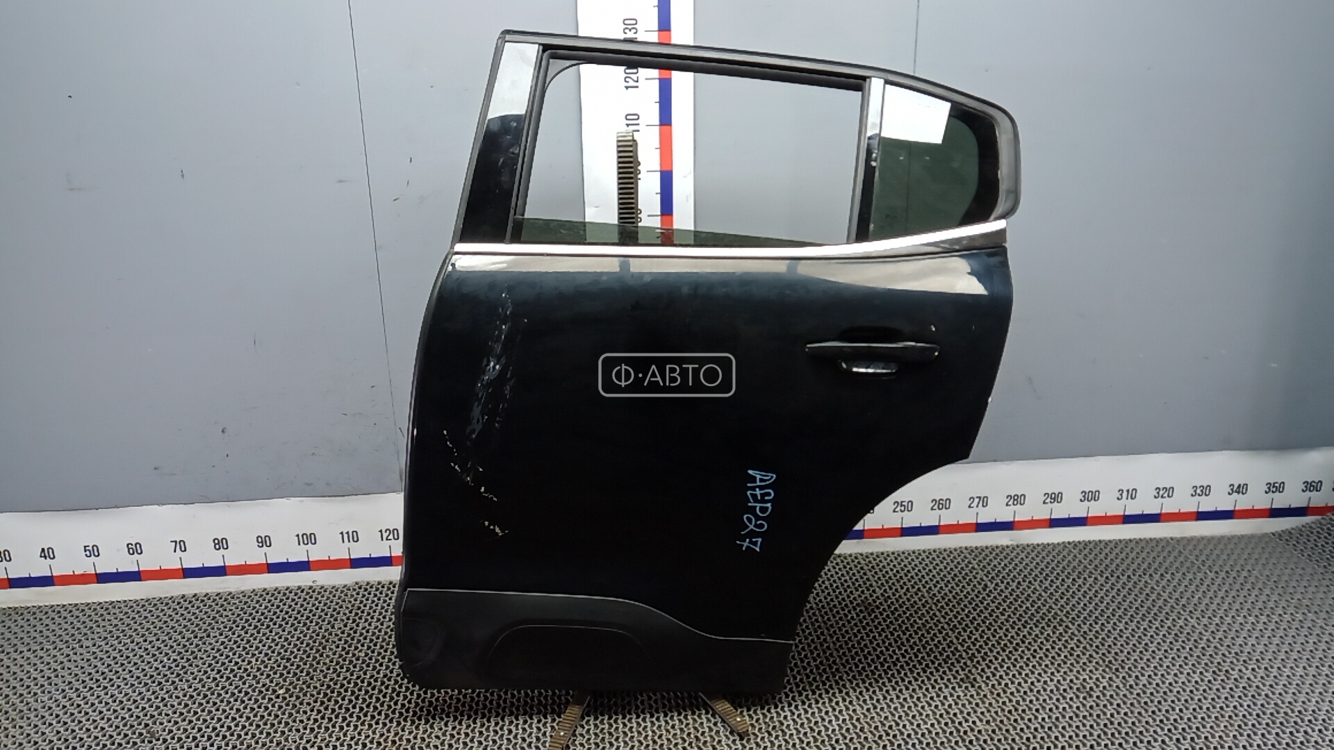 Дверь задняя левая