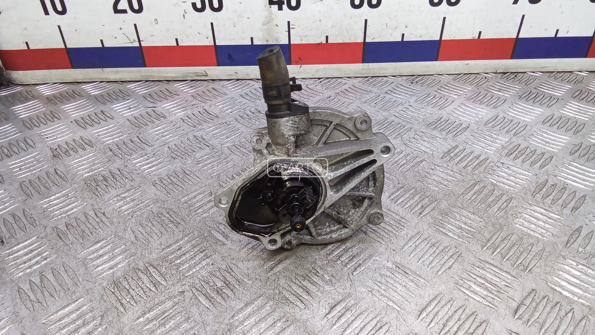 Насос вакуумный