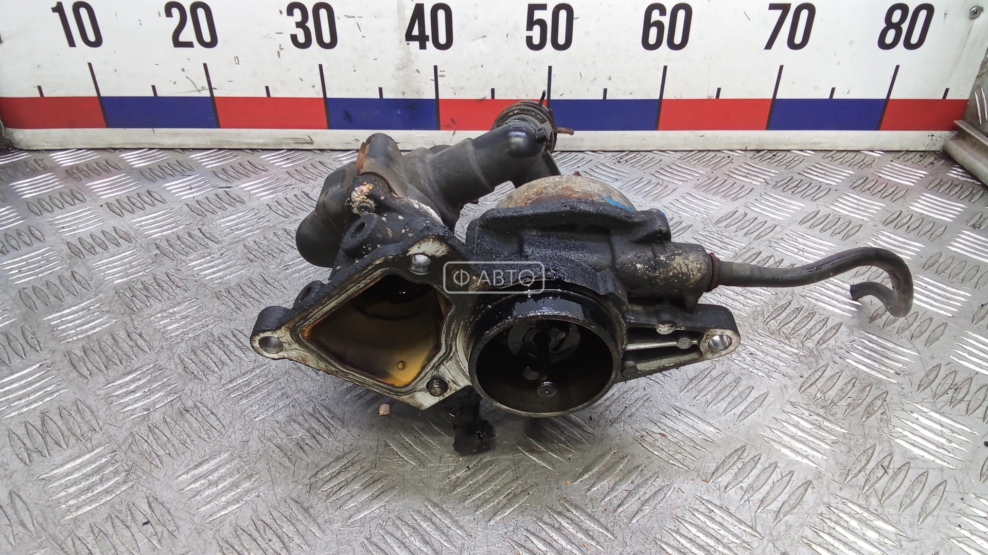 Насос вакуумный