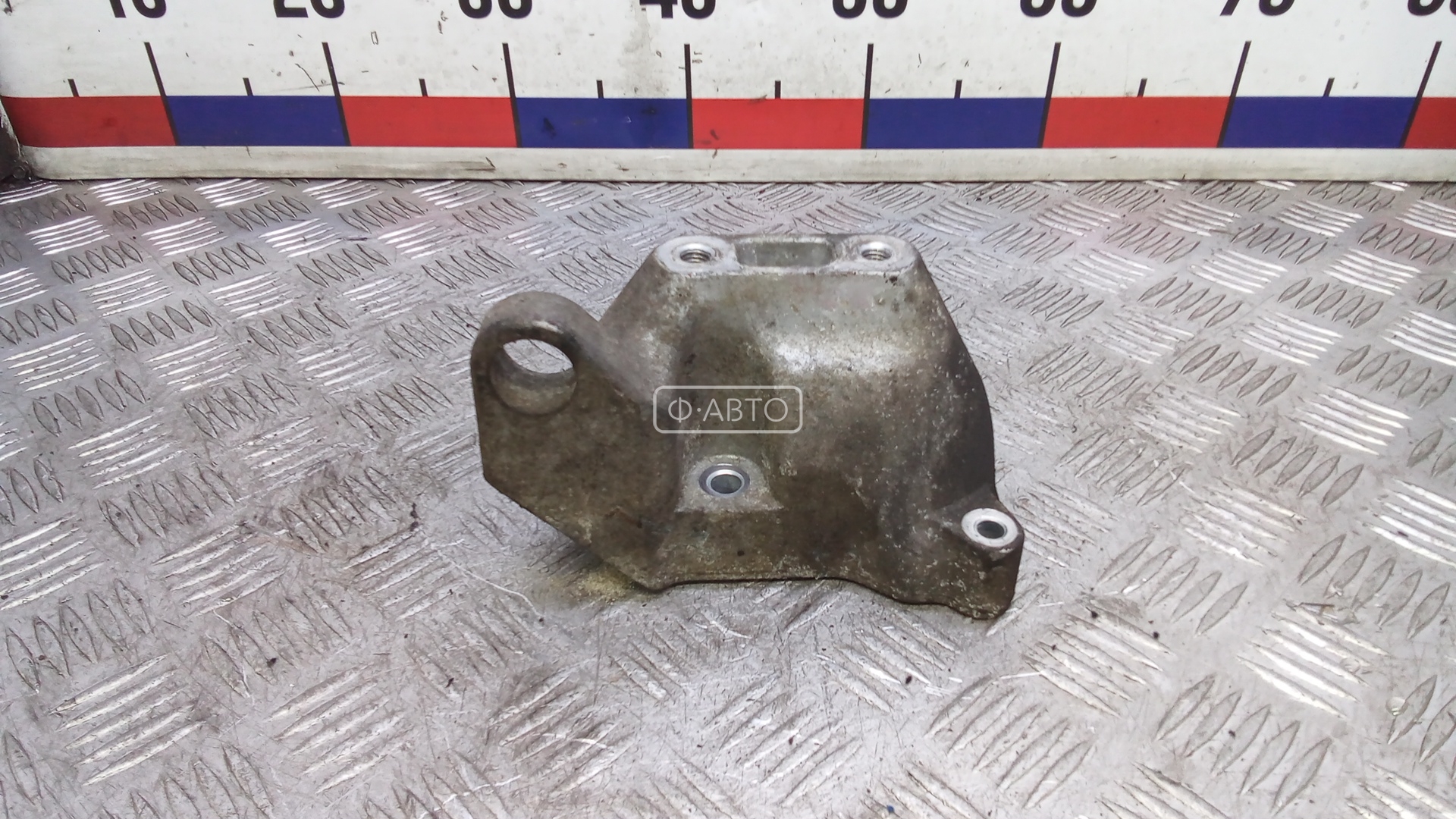 Кронштейн двигателя дизельный