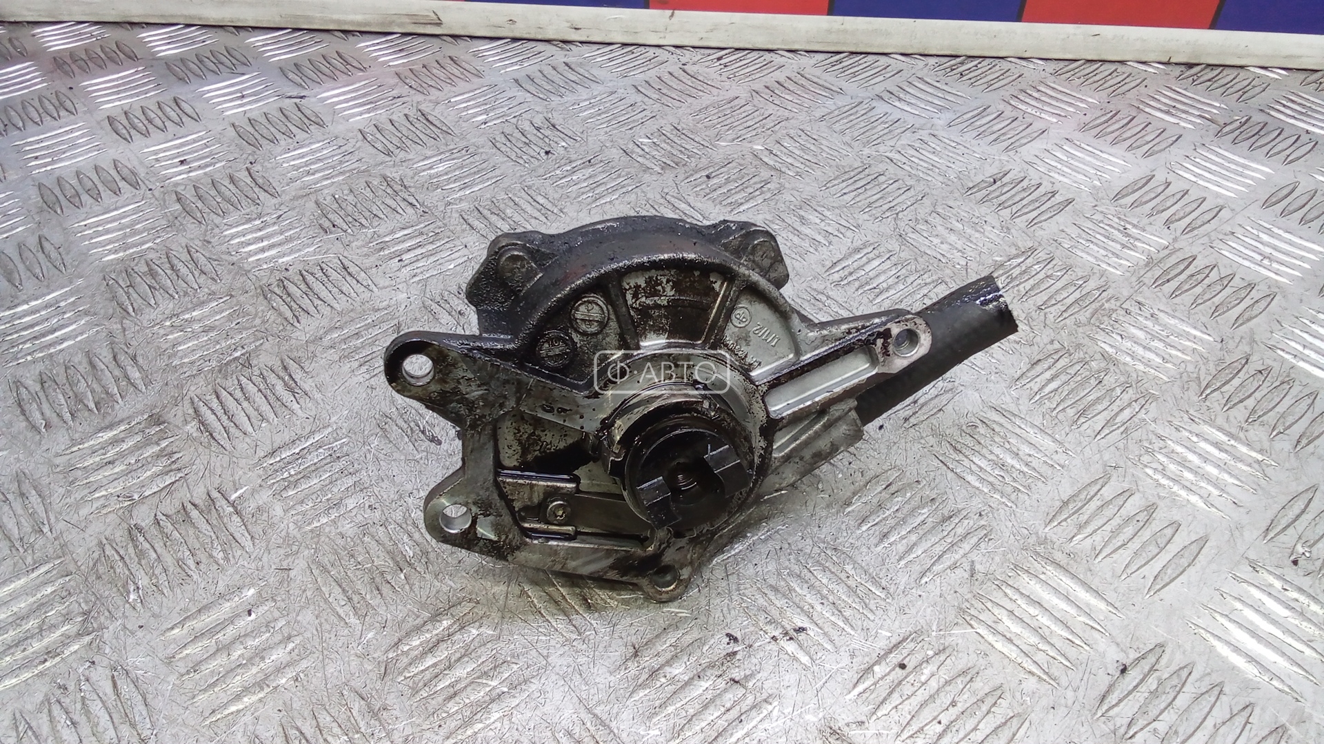 Насос вакуумный