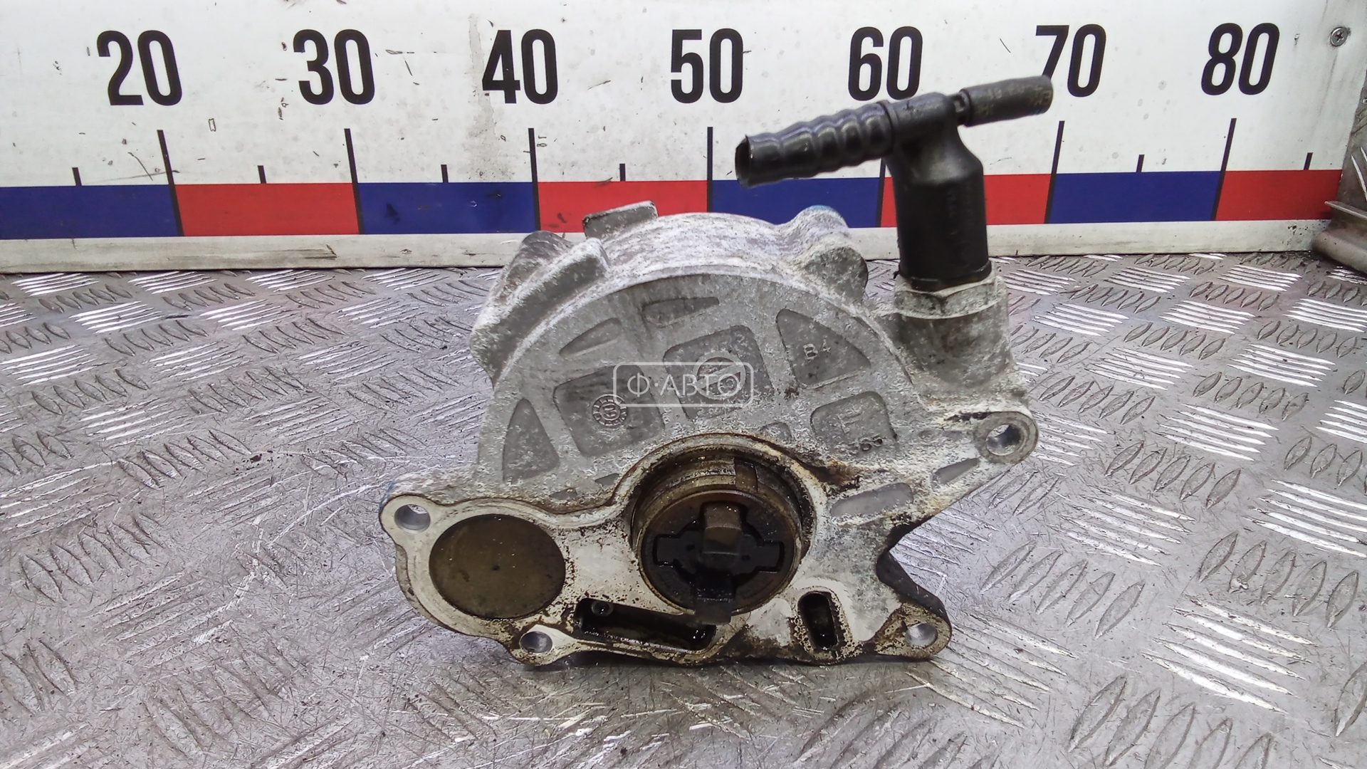 Насос вакуумный