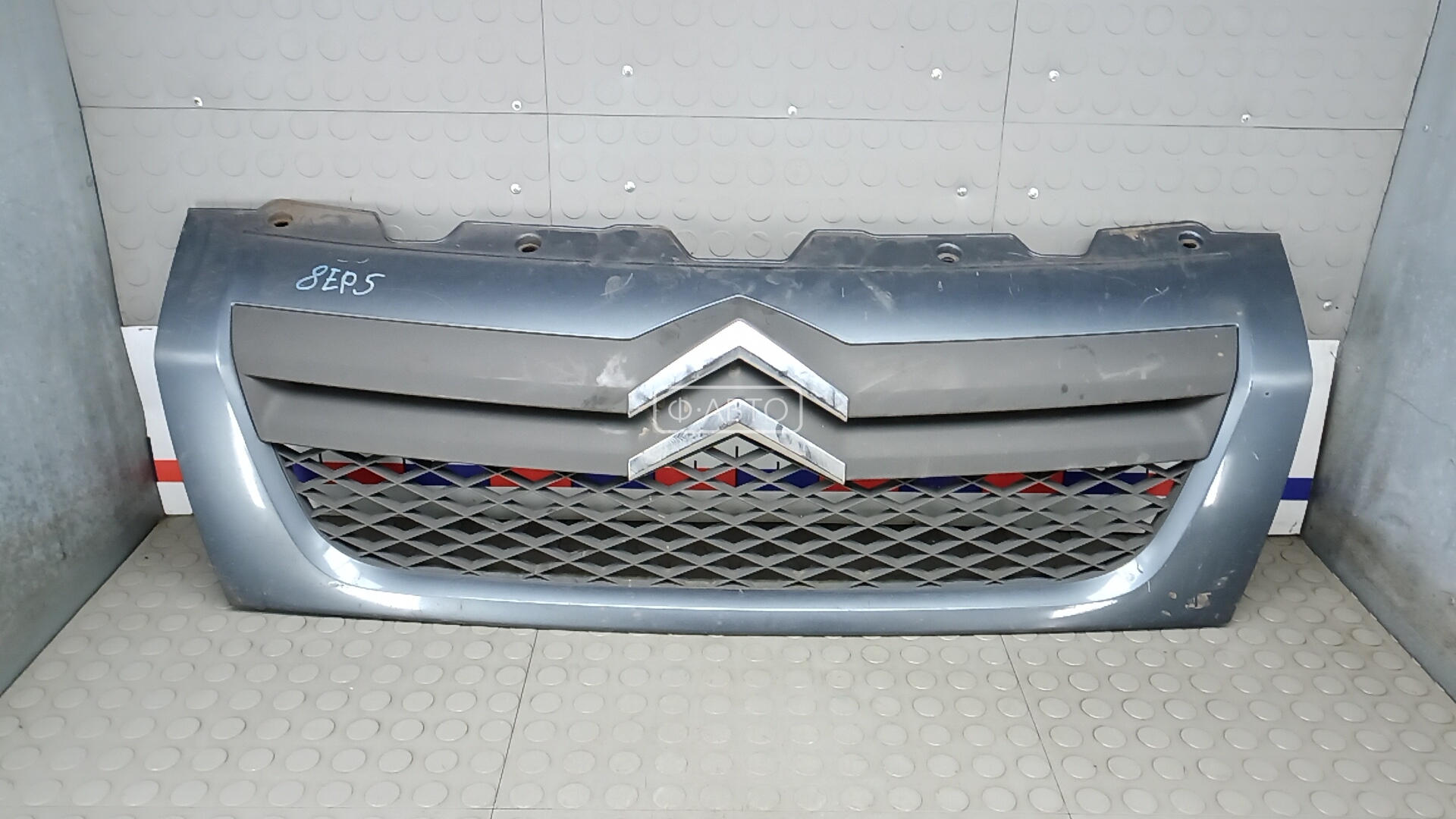 Решетка радиатора