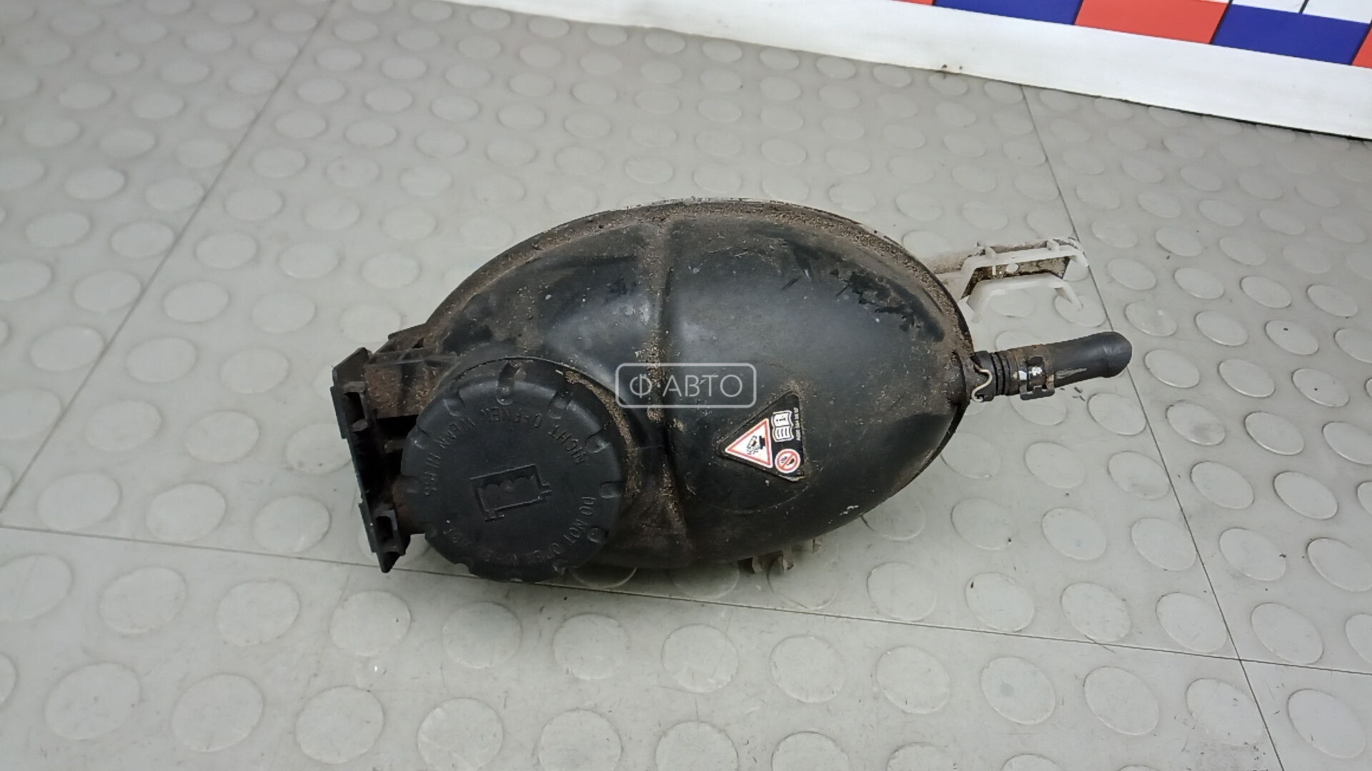 Бачок расширительный