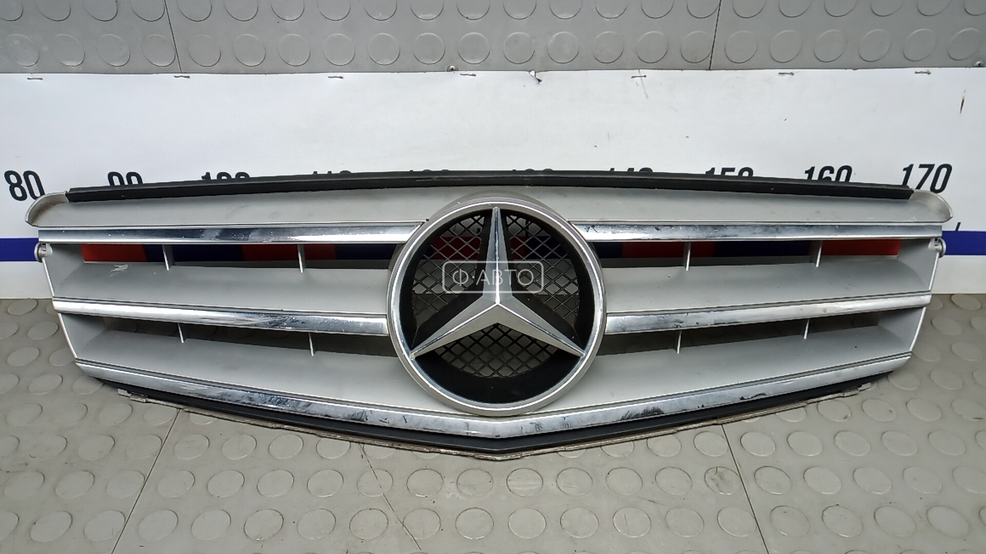 Решетка радиатора