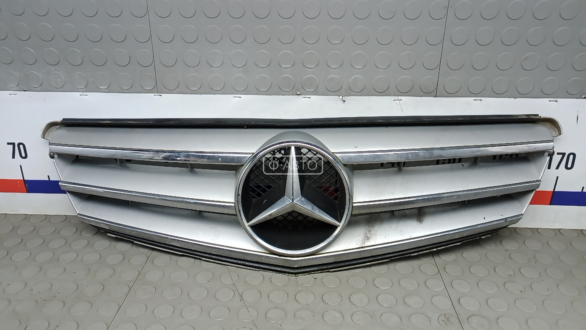 Решетка радиатора