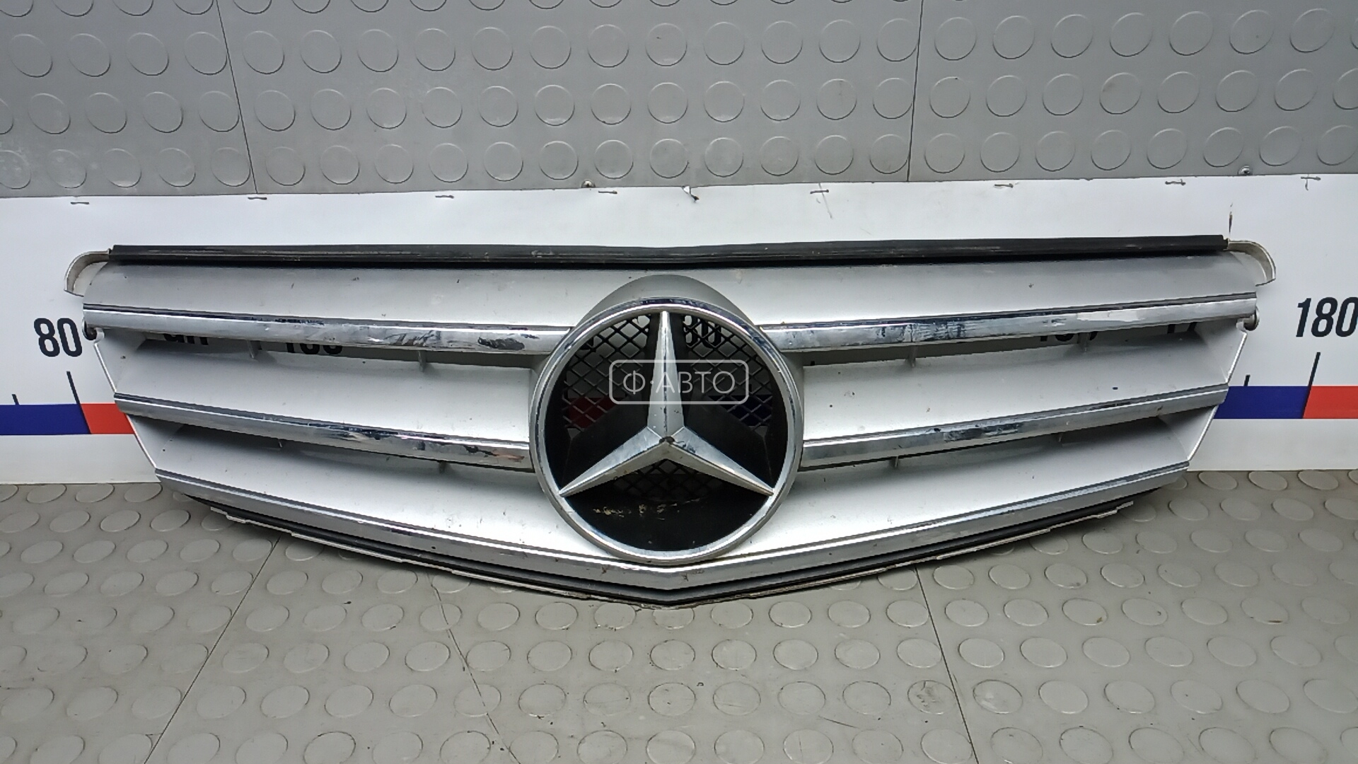 Решетка радиатора