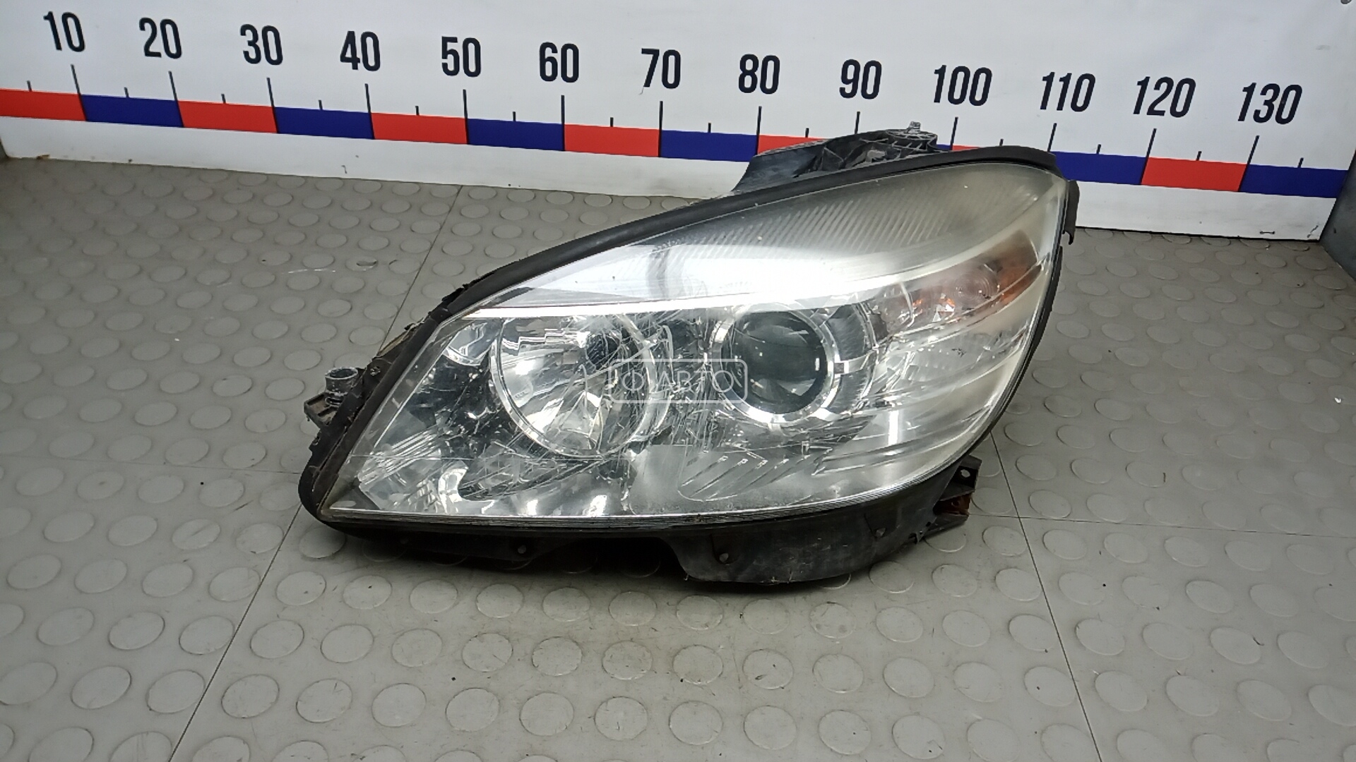Фара левая