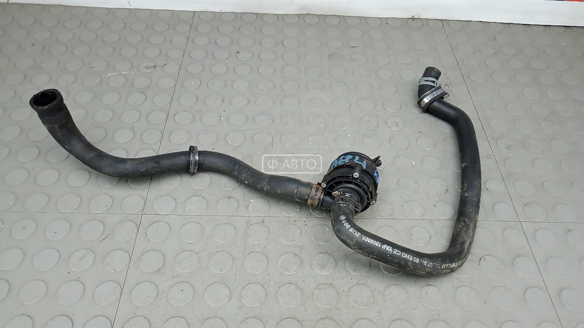 Кран отопителя (печки