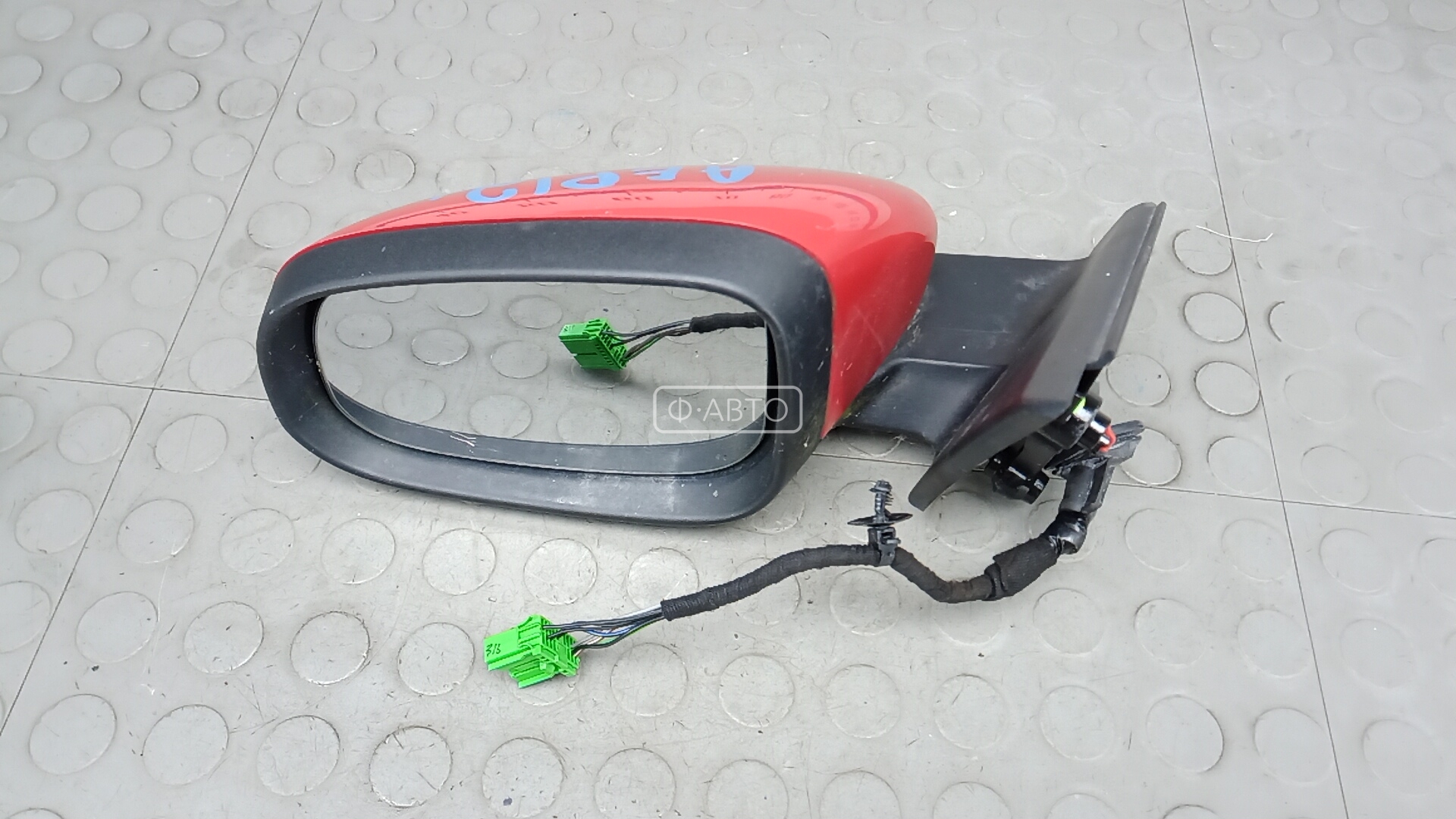 Зеркало наружное левое