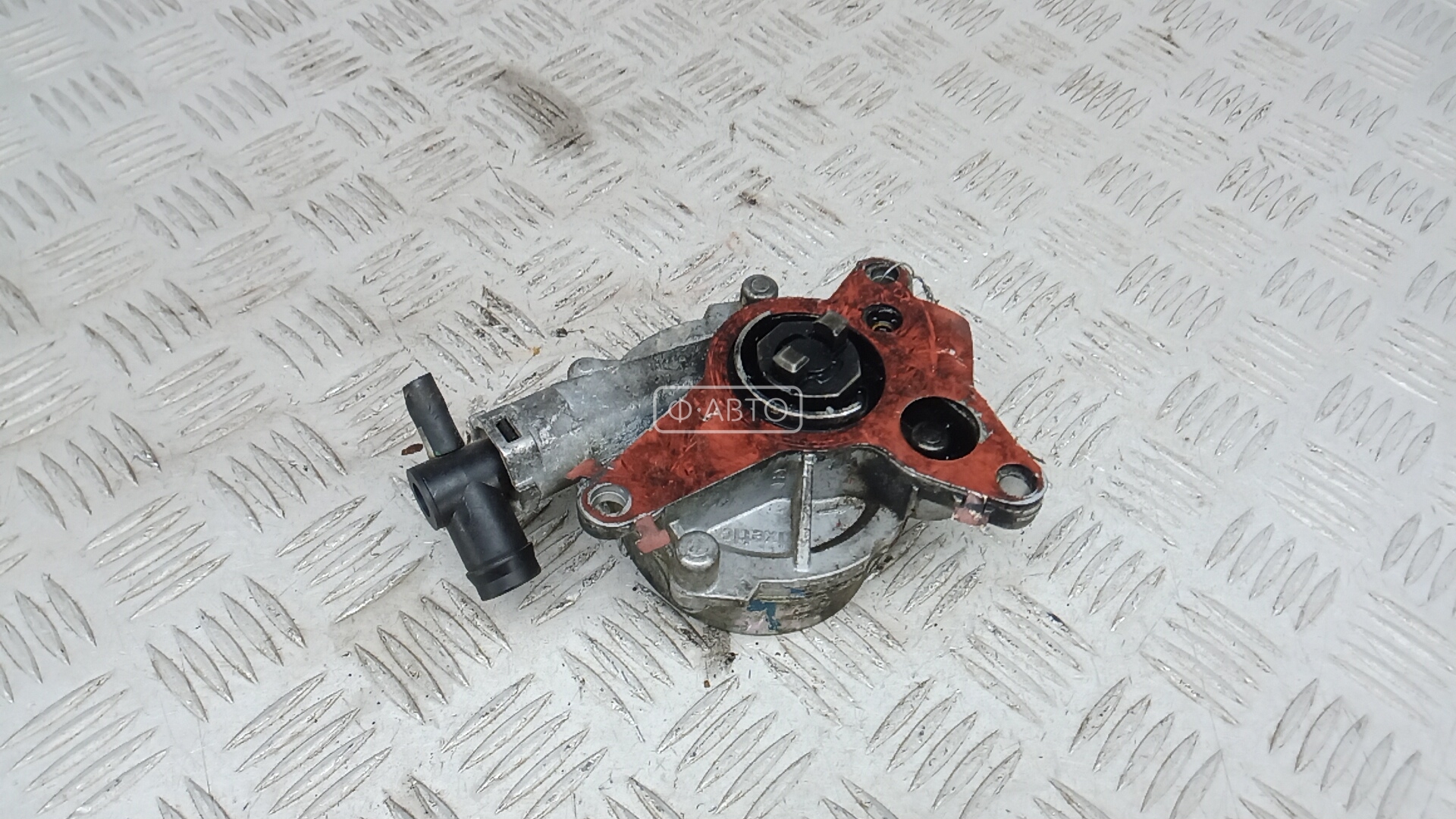 Насос вакуумный