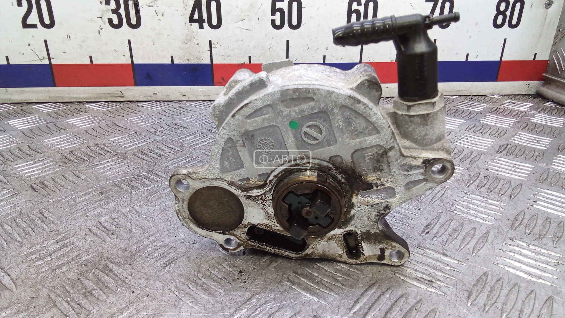 Насос вакуумный