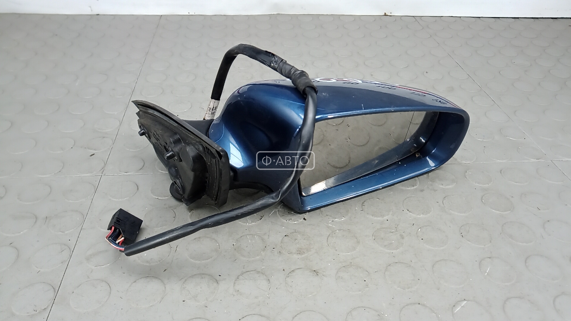 Зеркало наружное правое