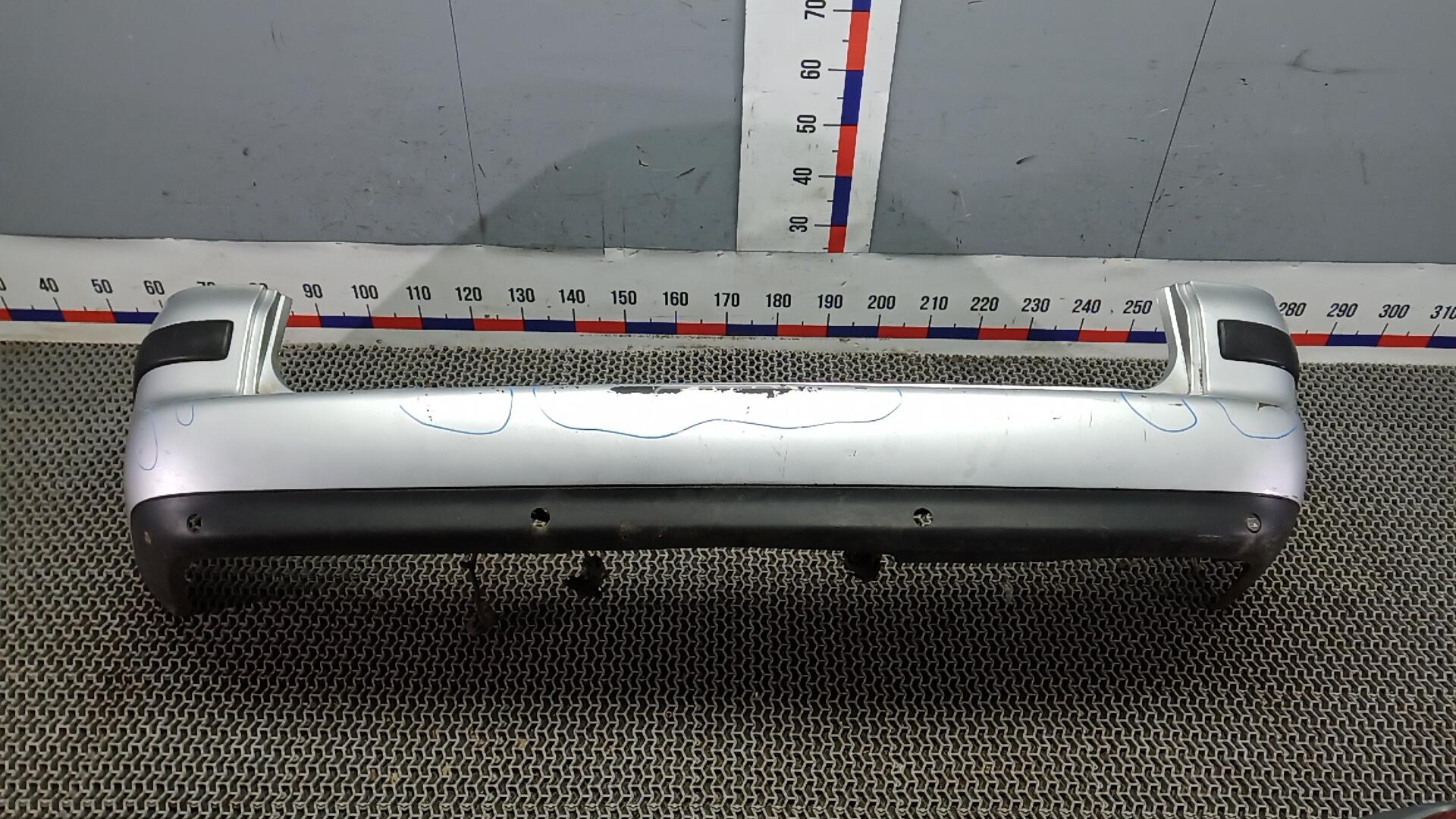 Бампер задний