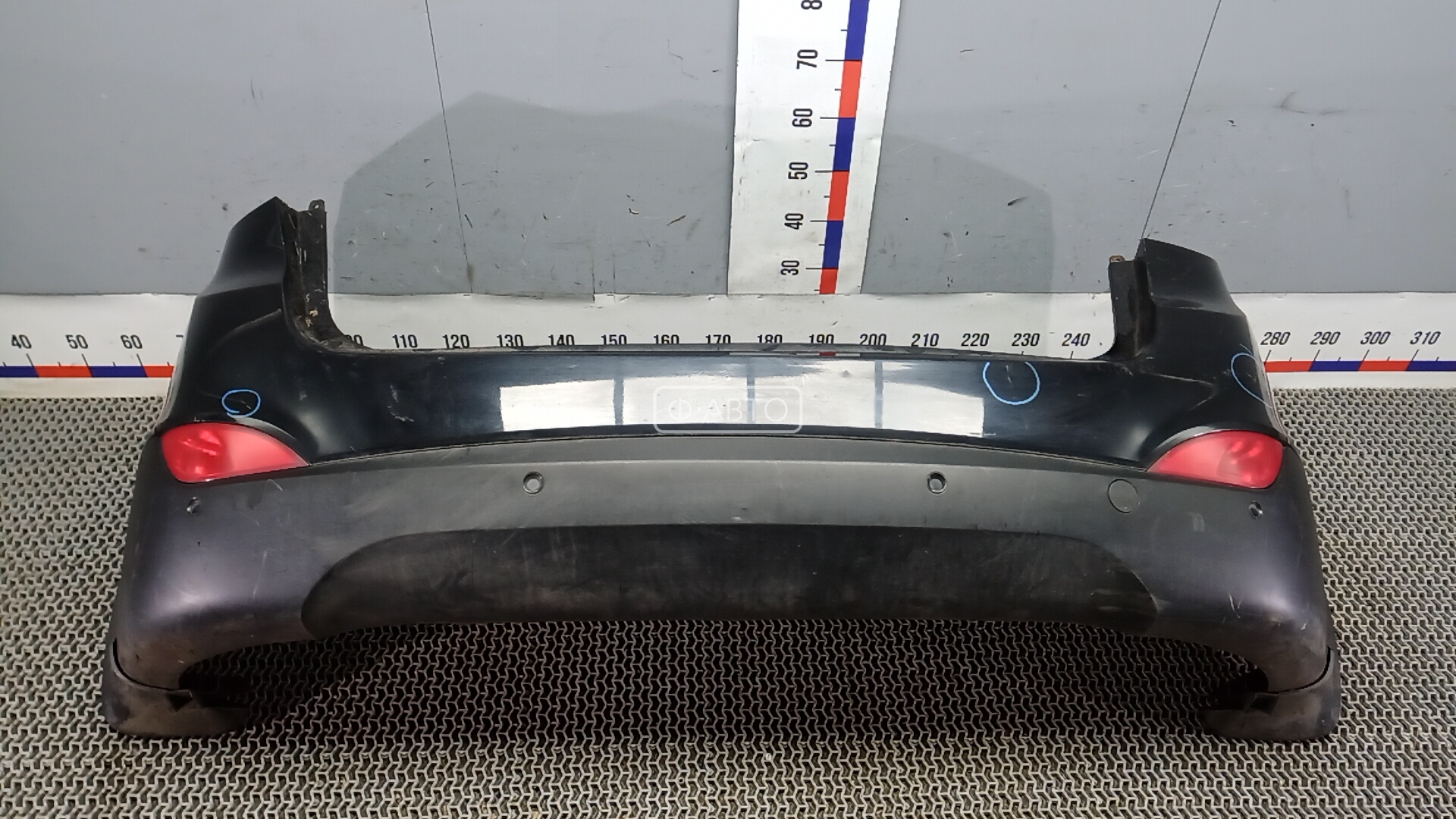 Бампер задний