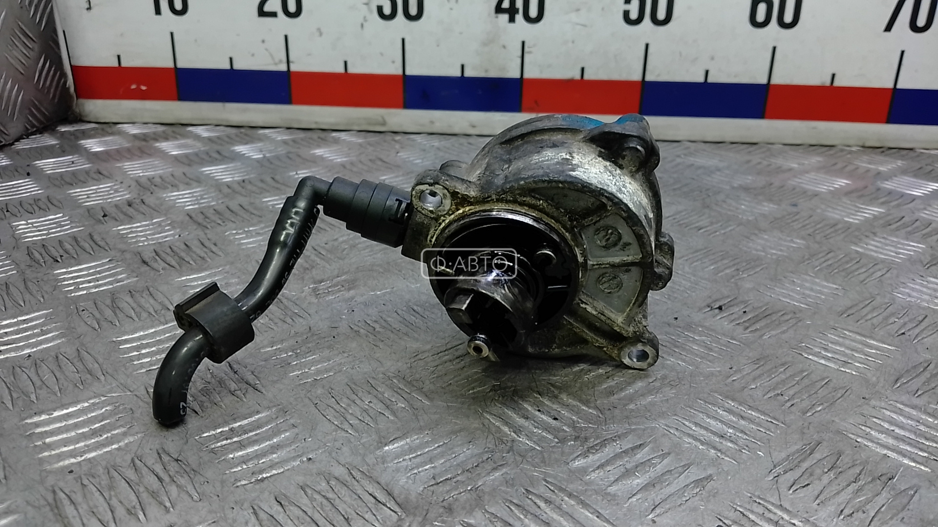 Насос вакуумный