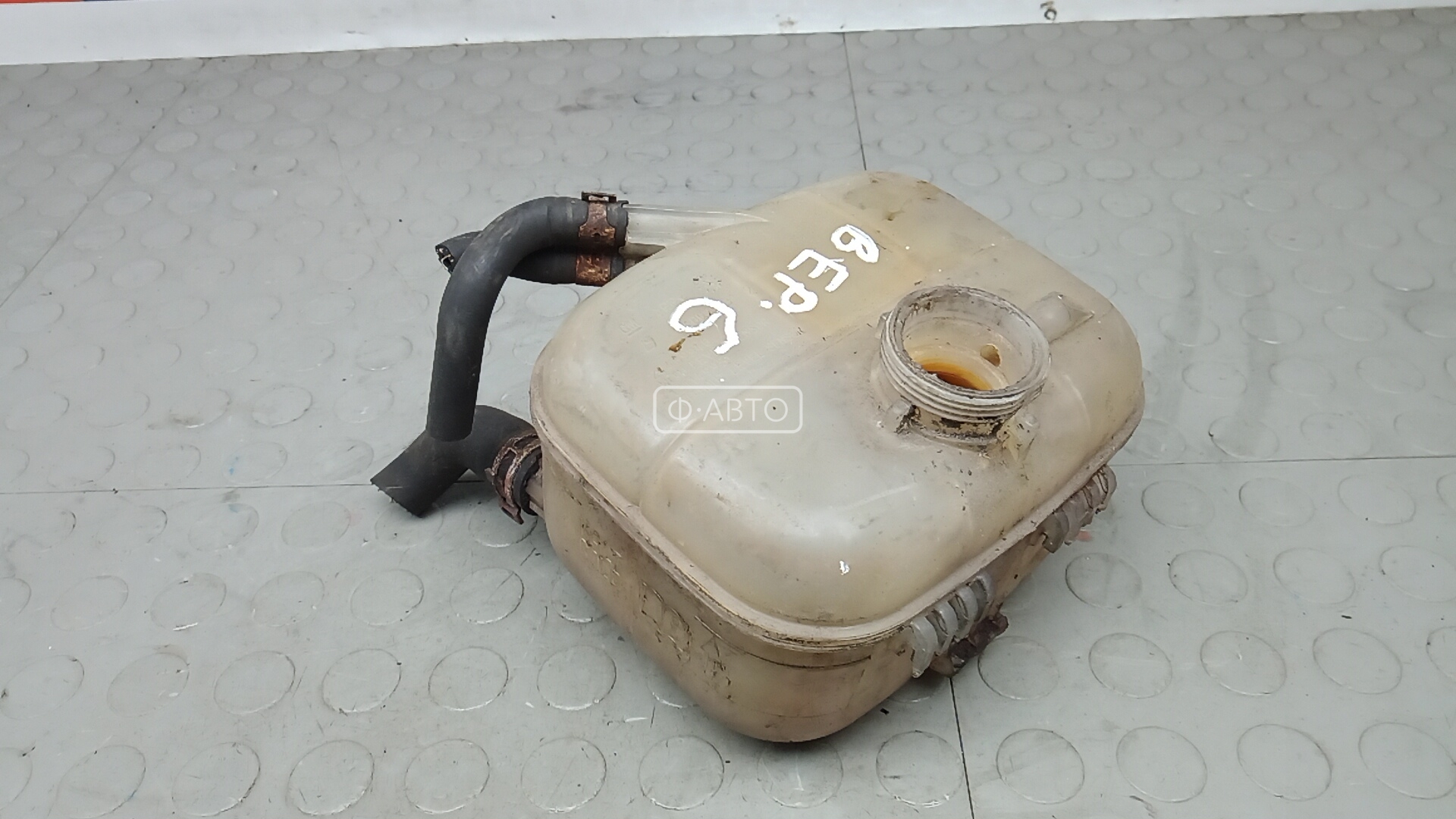 Бачок расширительный