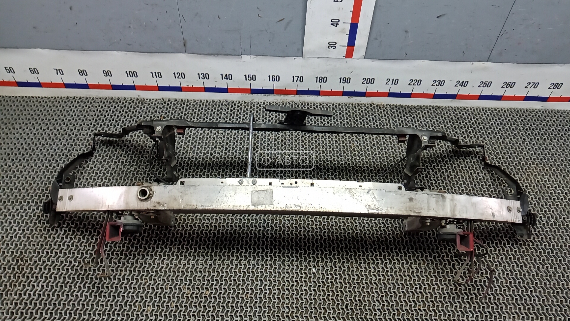 Передняя панель крепления облицовки (телевизор)