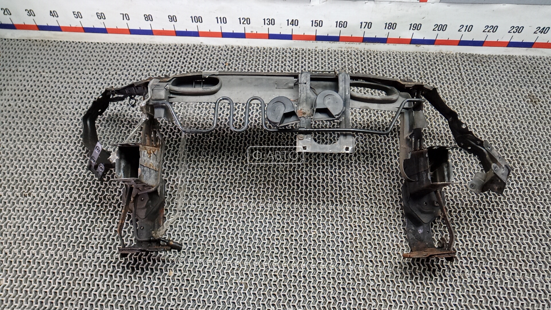 Передняя панель крепления облицовки (телевизор)