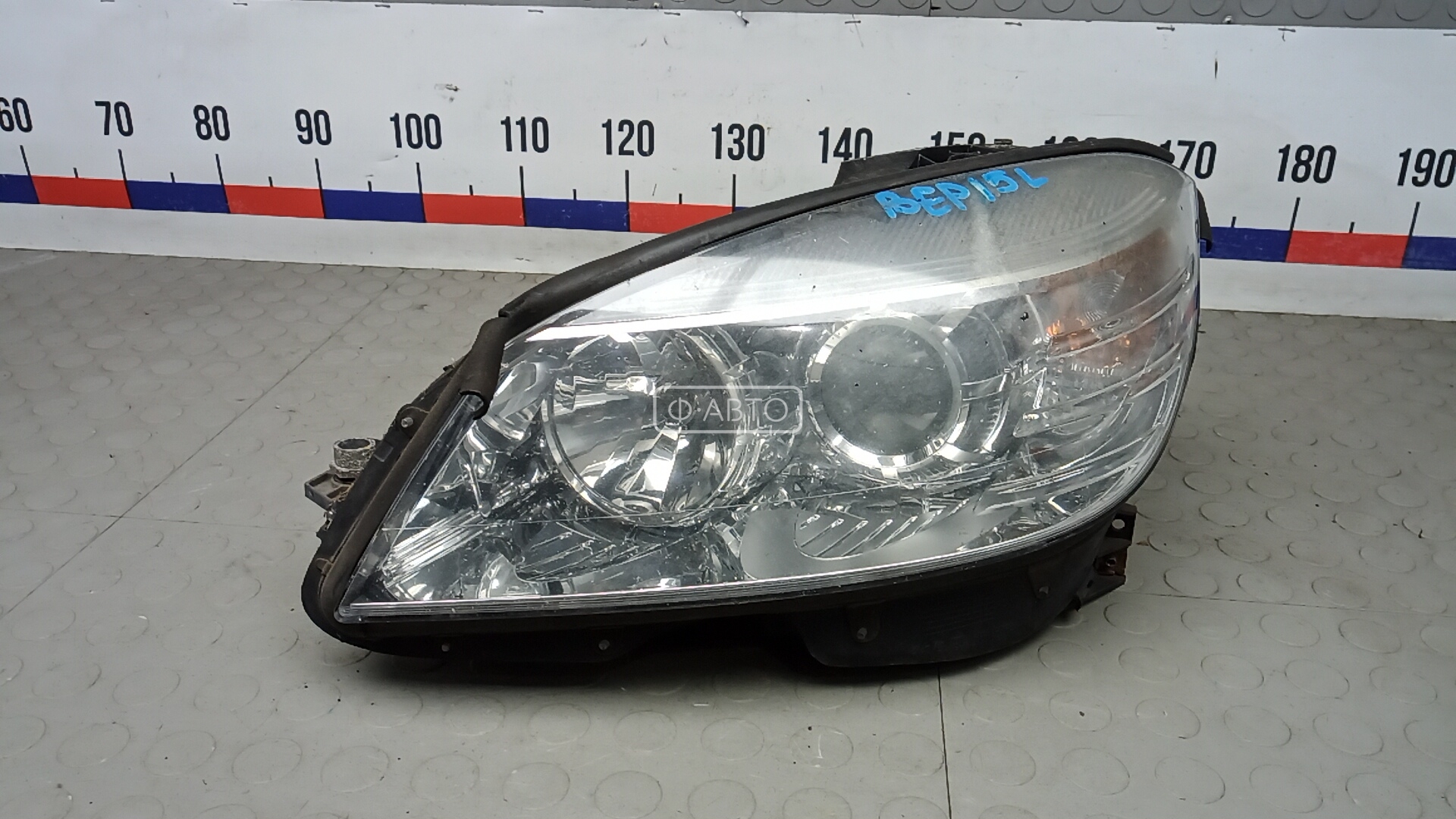 Фара левая