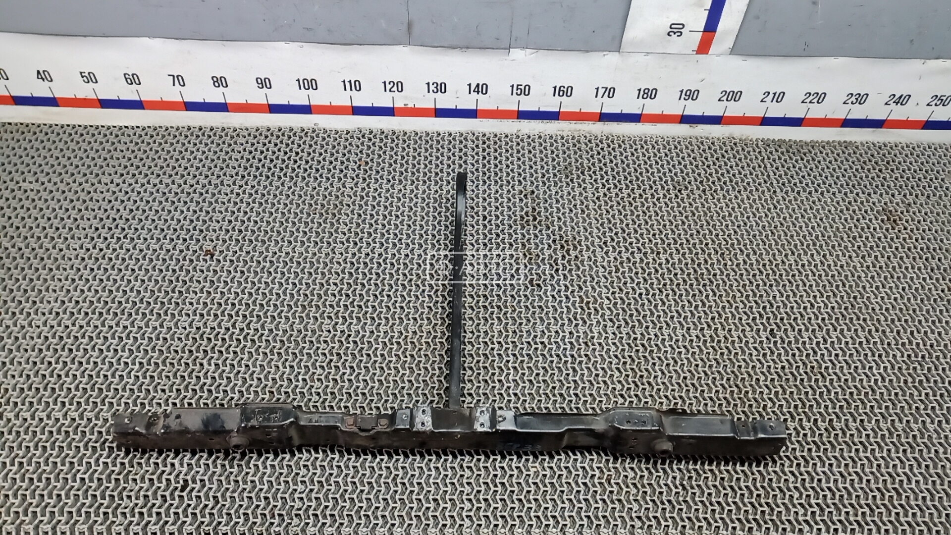 Рамка капота