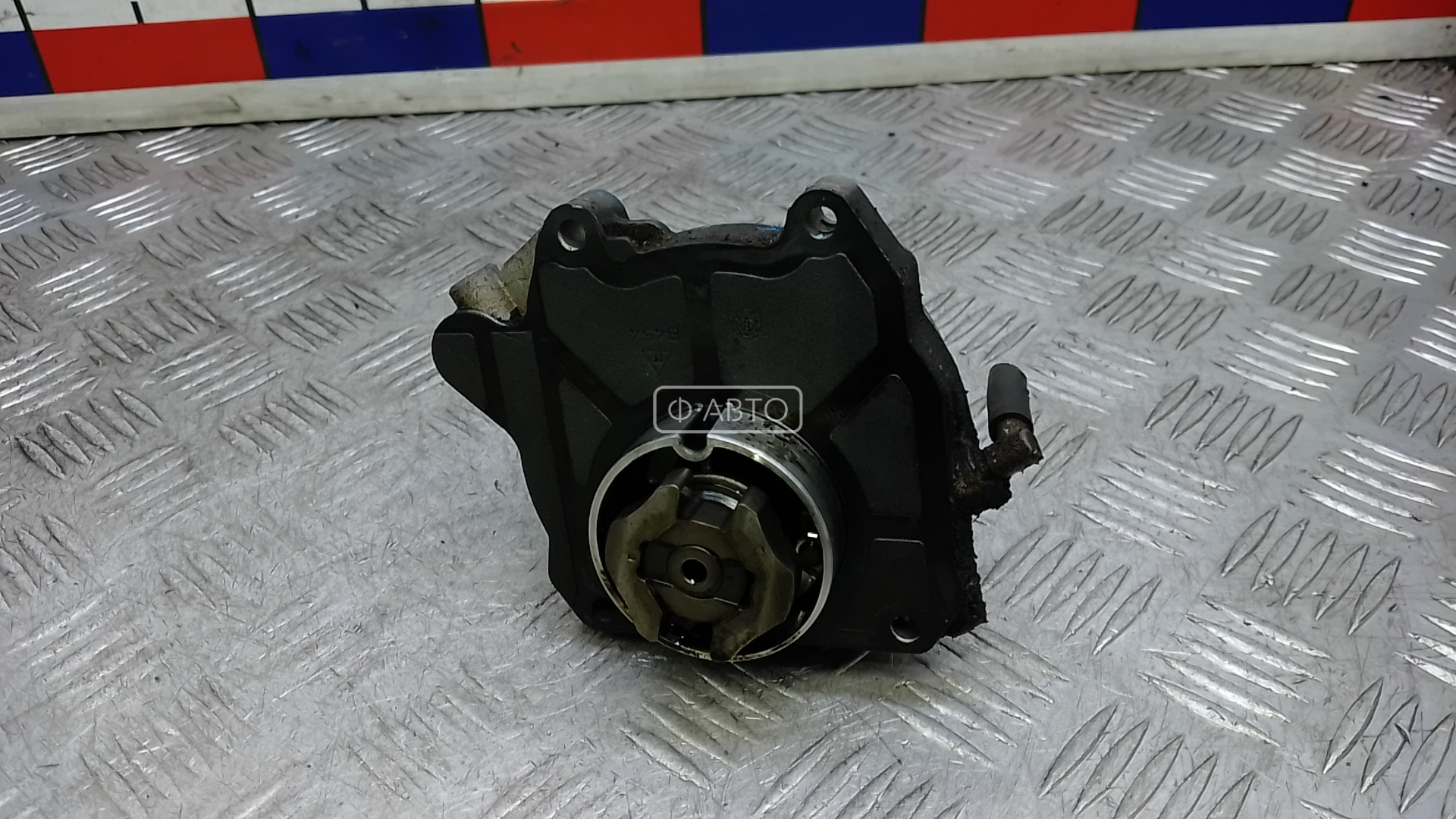 Насос вакуумный