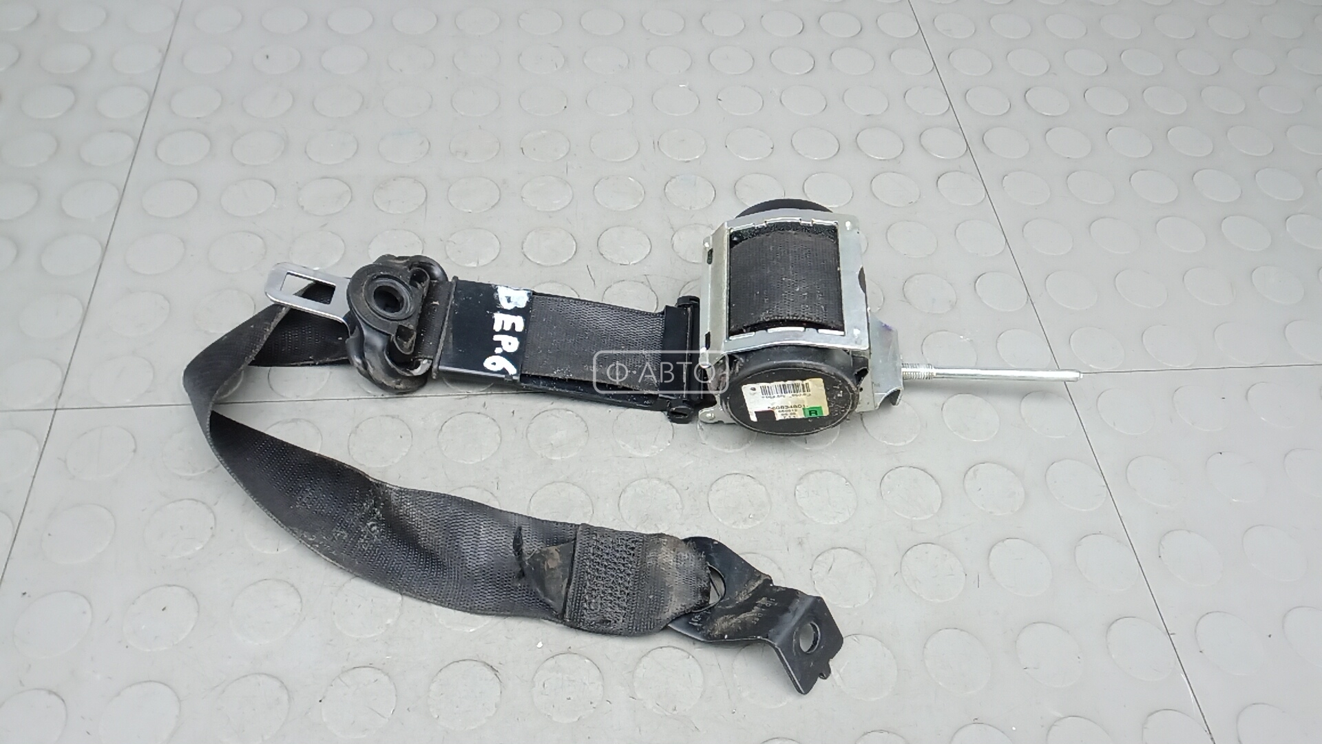 Ремень безопасности с пиропатроном сиденья переднего