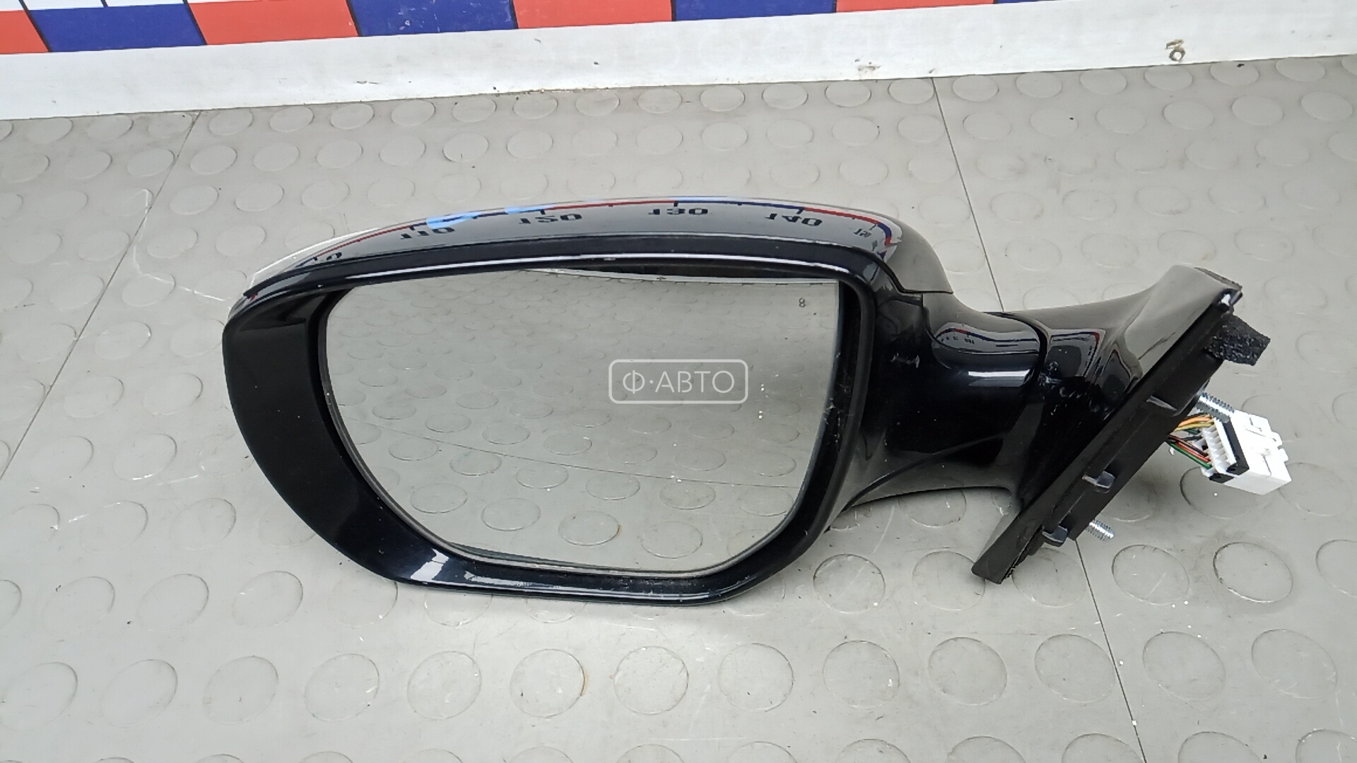 Зеркало наружное левое