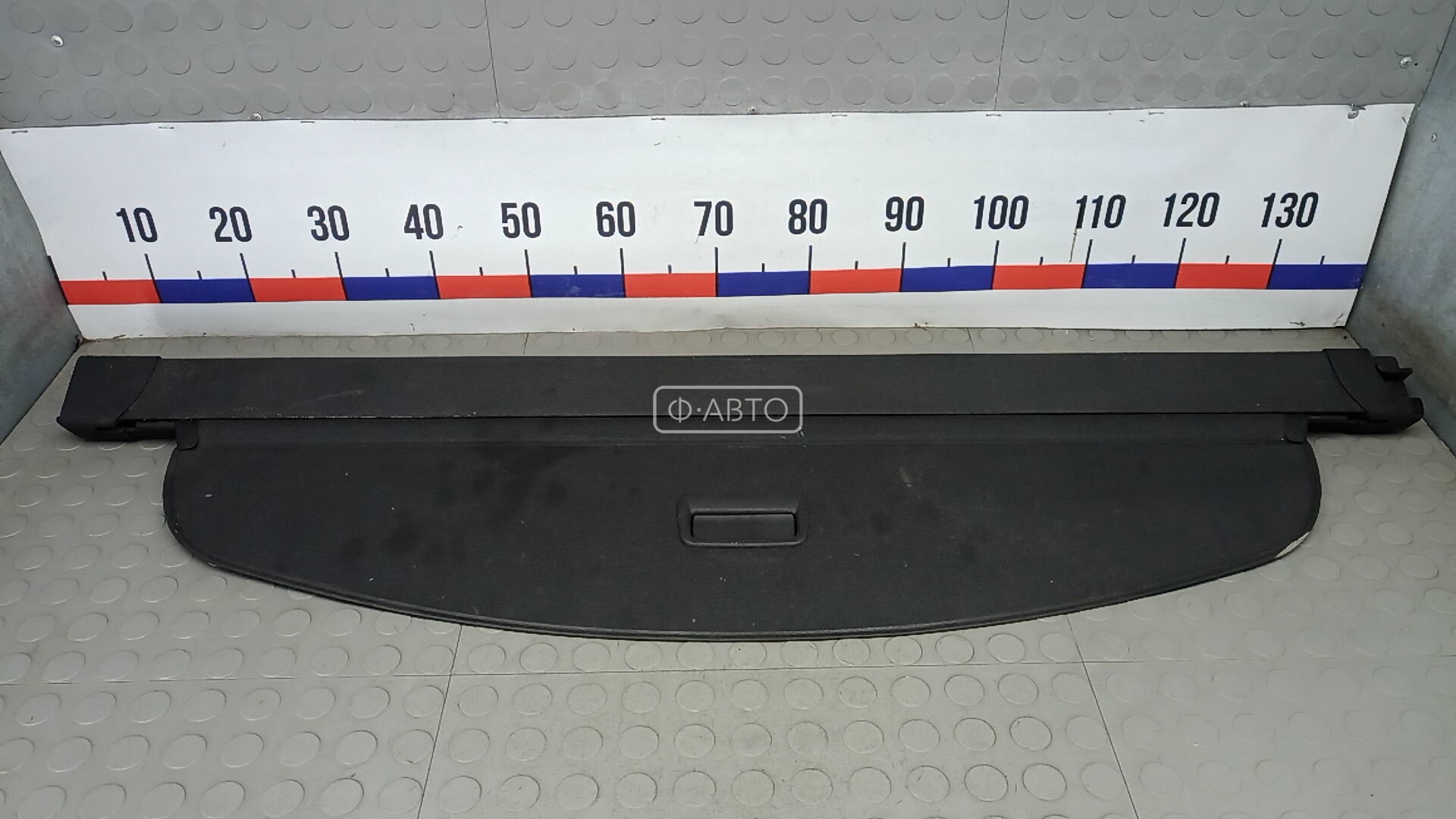 Шторка багажника