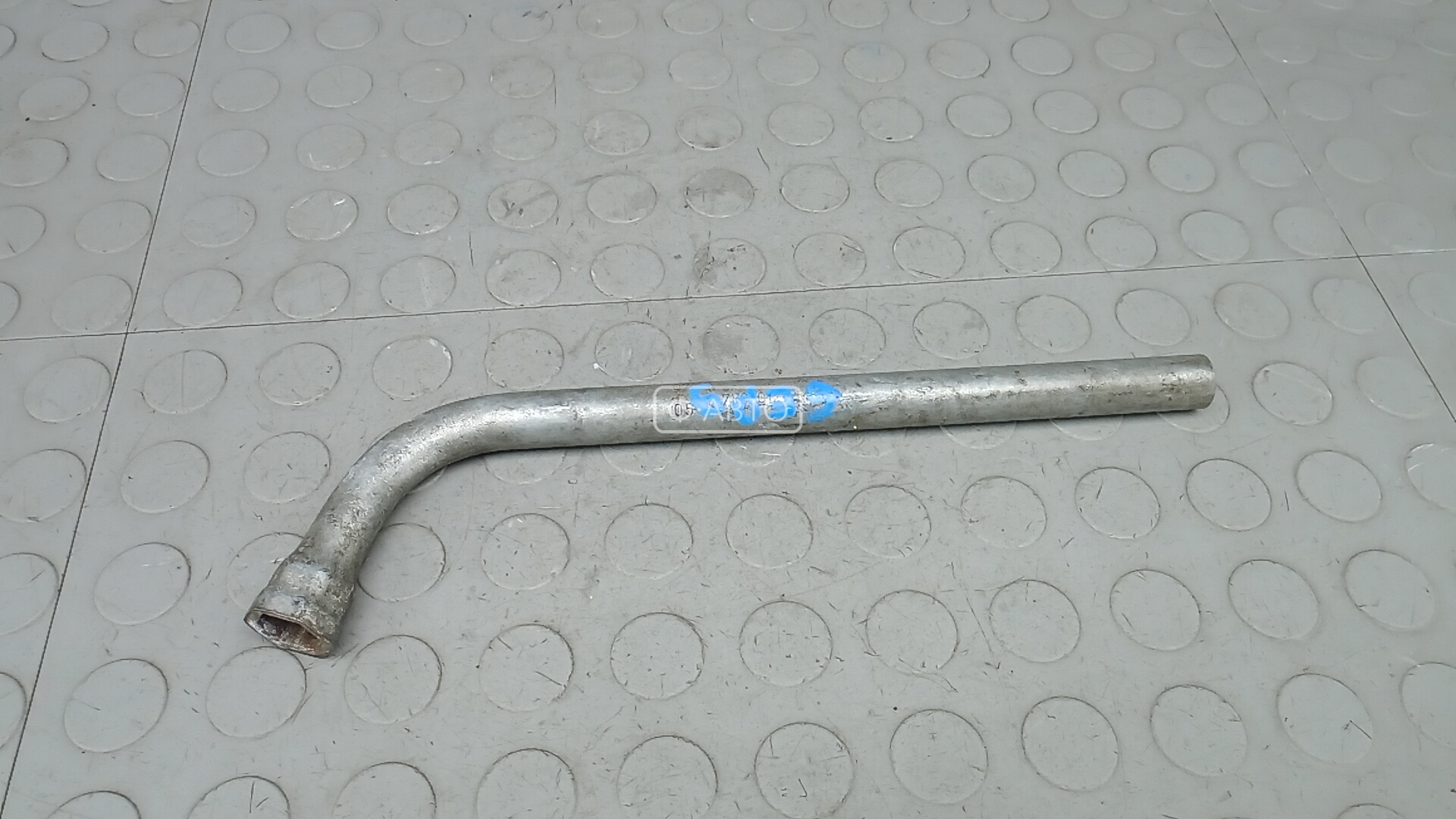 Ключ колесный