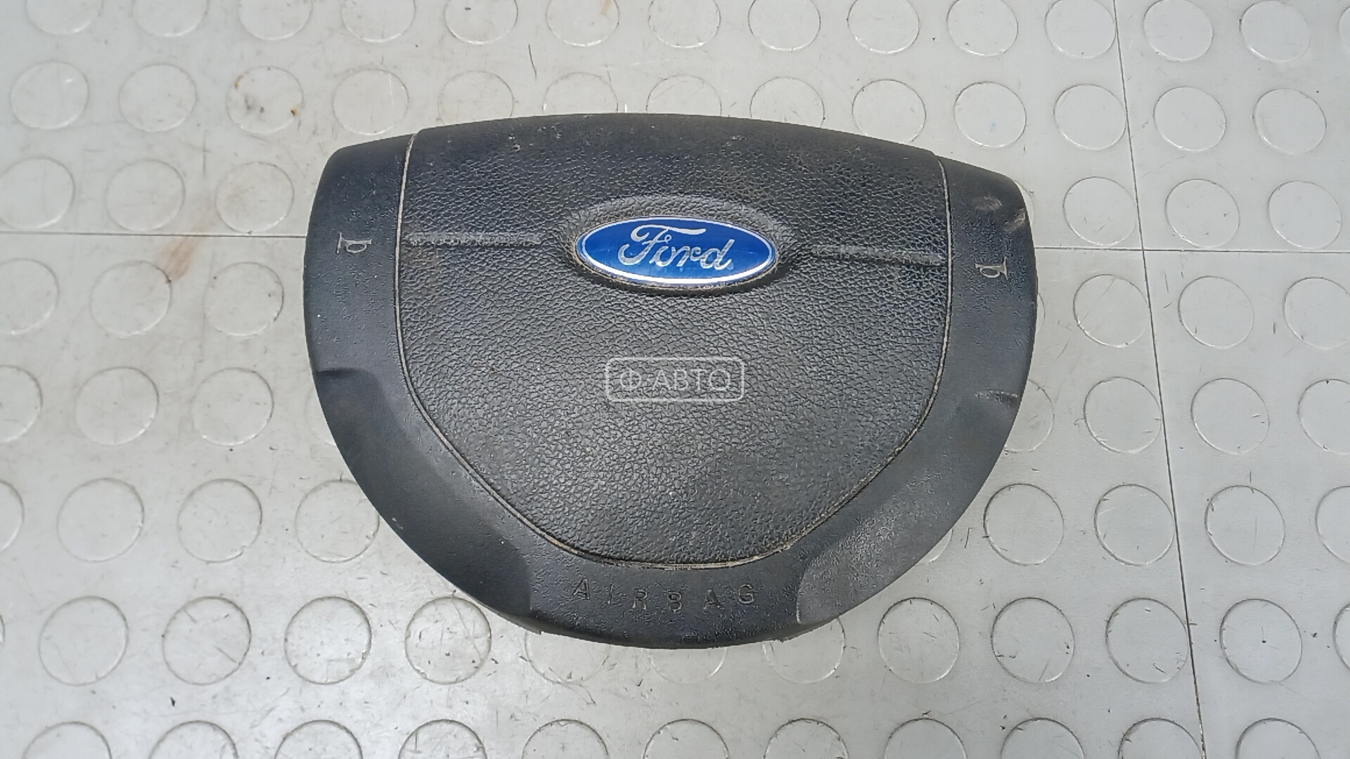 Подушка безопасности водителя