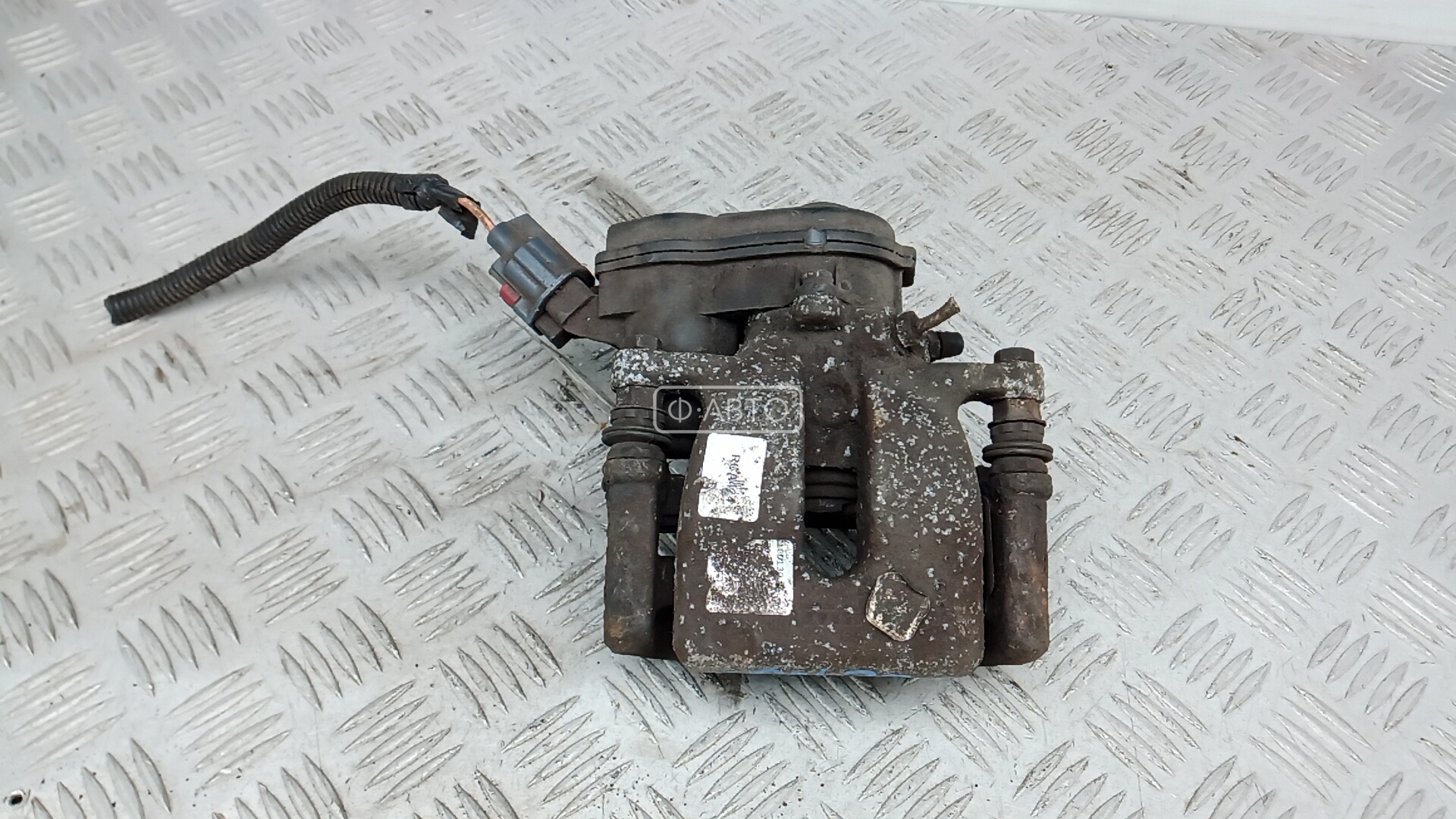 Суппорт тормозной задний правый