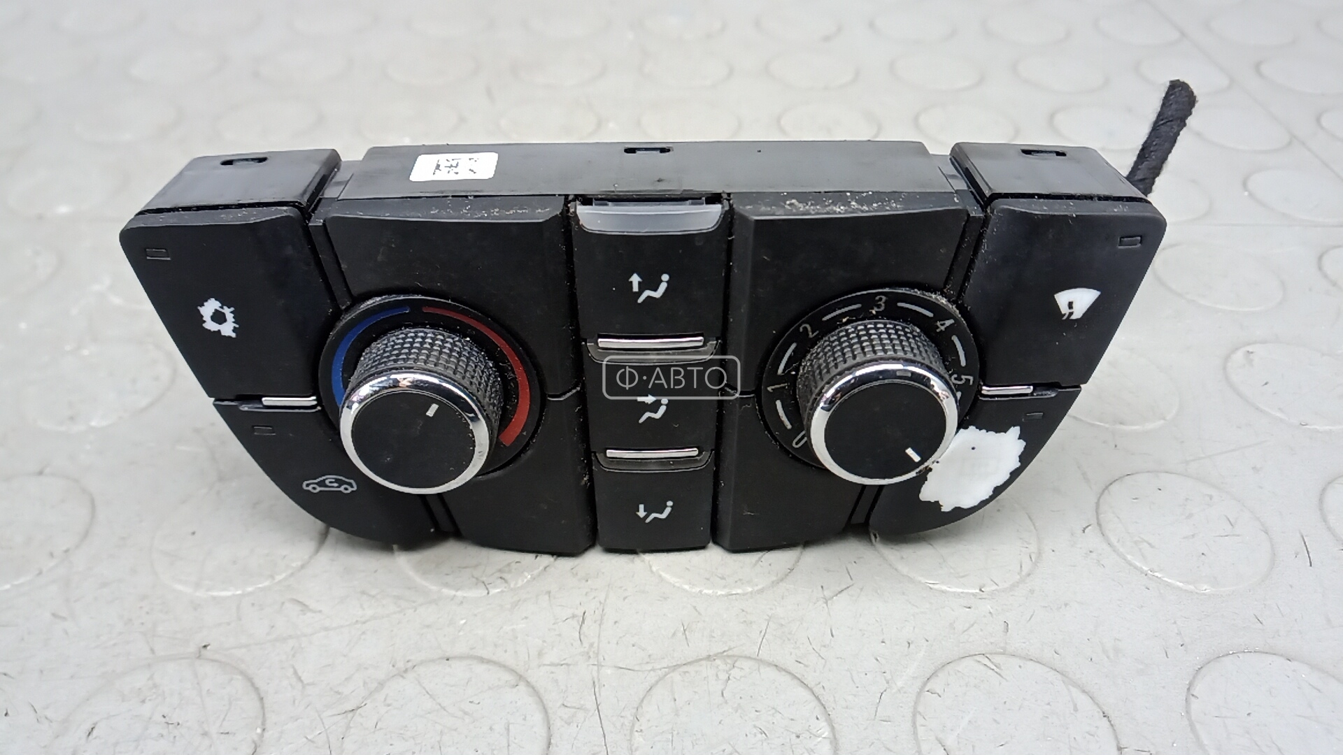 Блок управления печки и климат-контроля