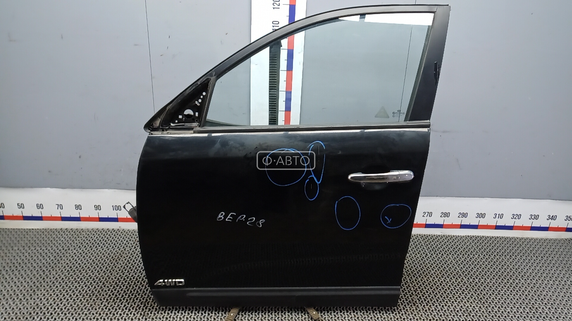 Дверь передняя левая