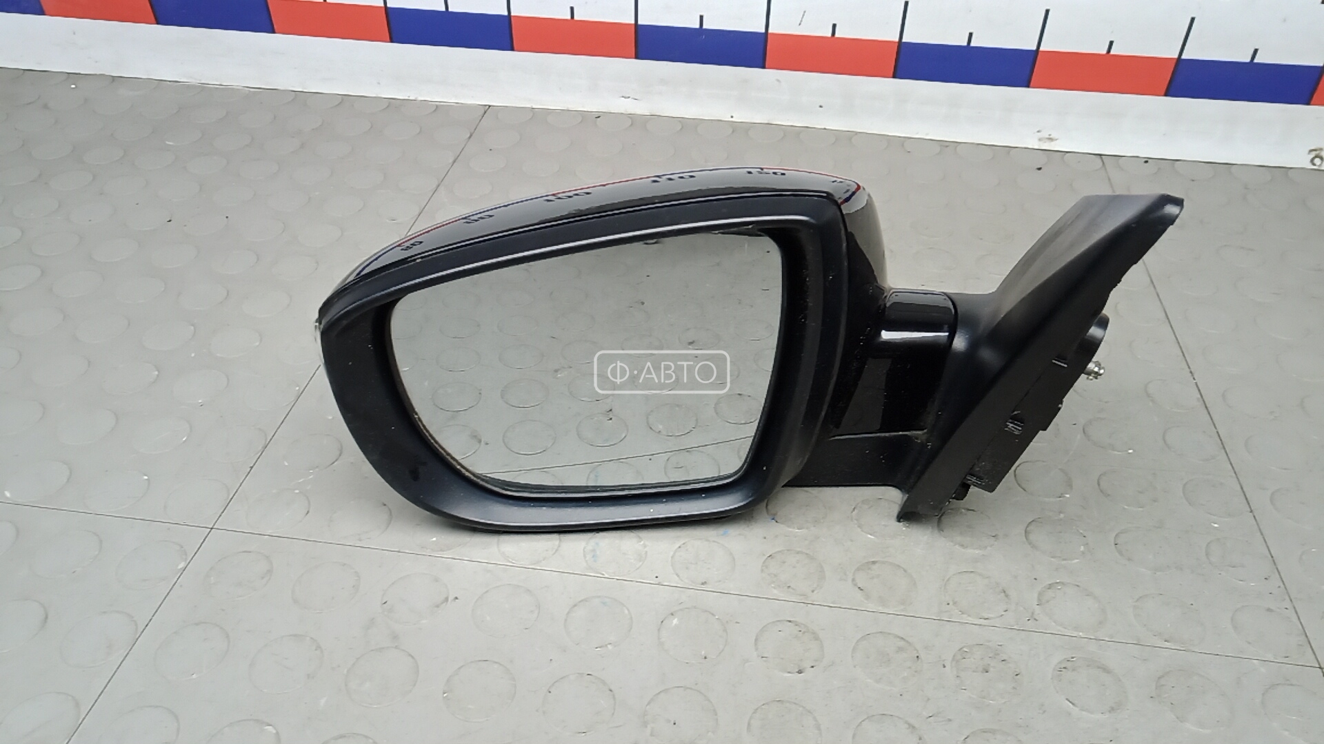 Зеркало наружное левое