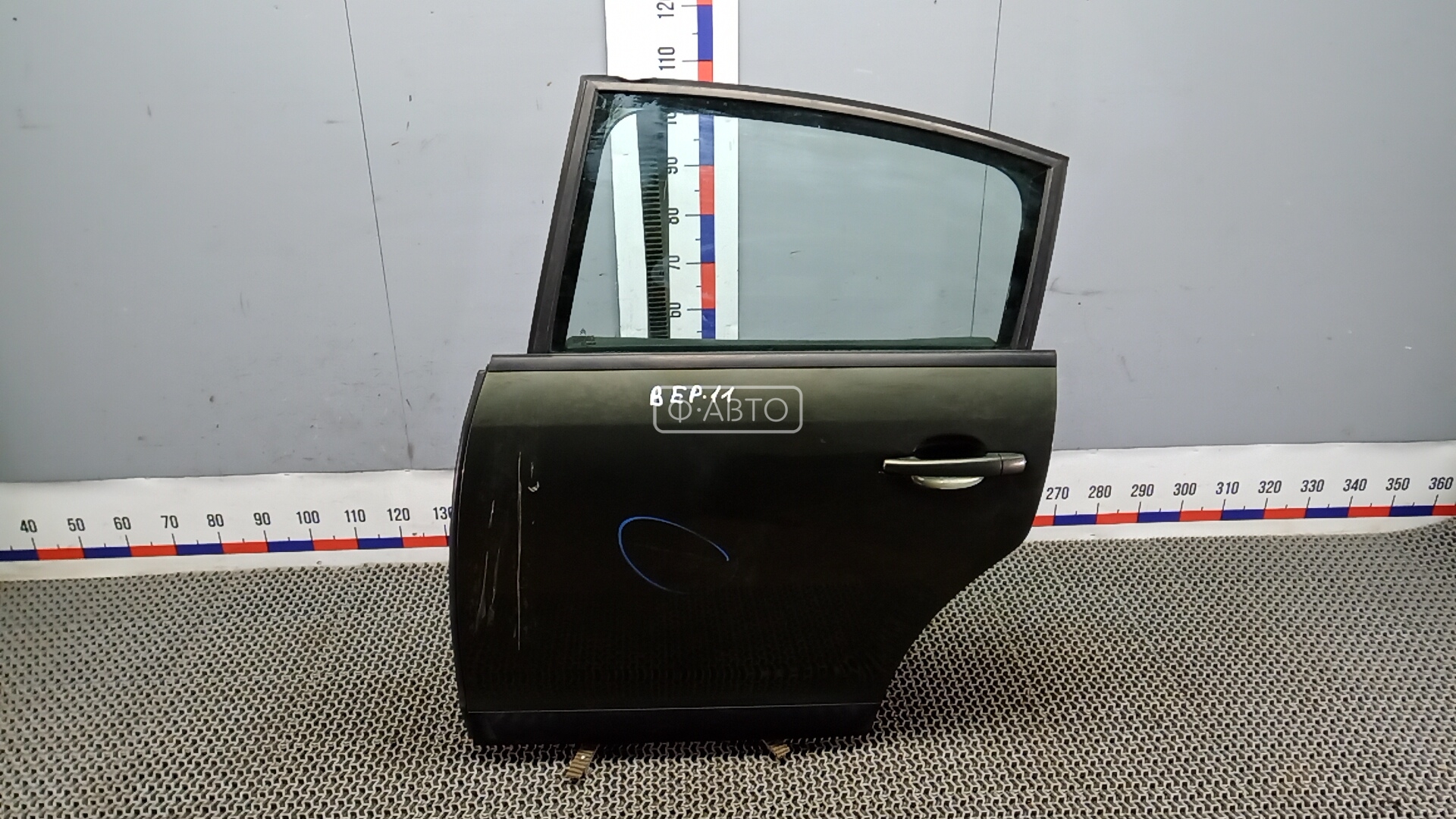 Дверь задняя левая