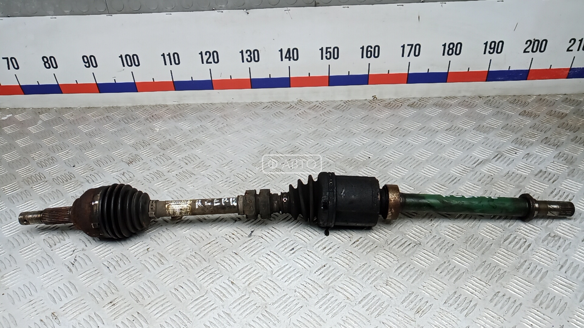 Привод передний правый