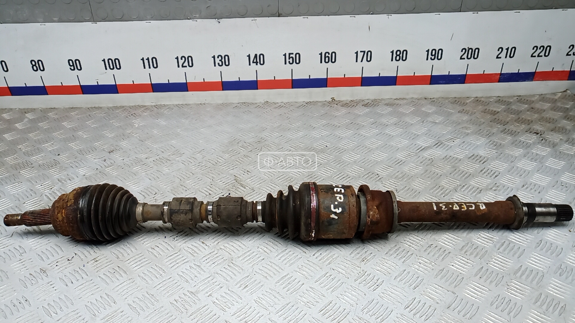 Привод передний правый