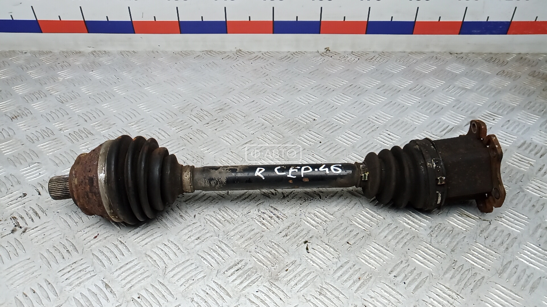 Привод передний правый