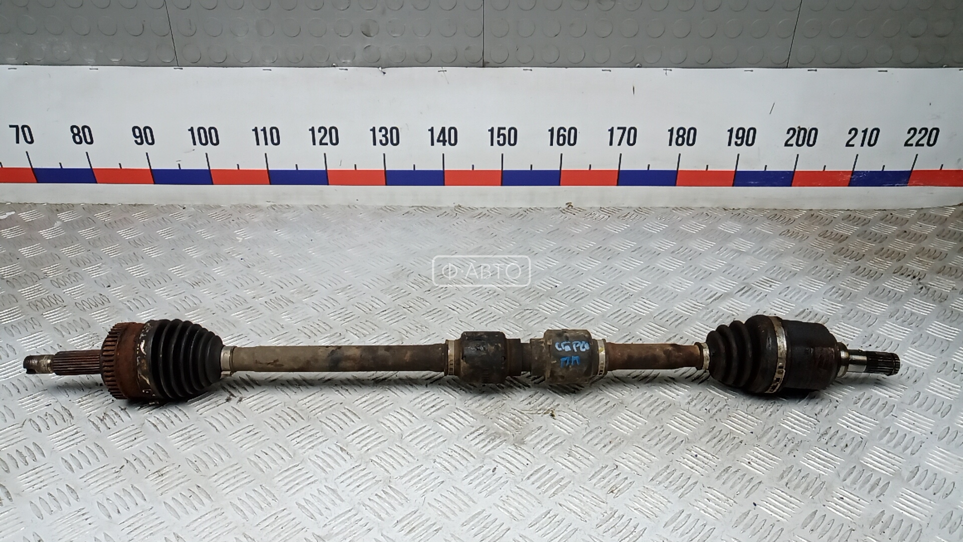 Привод передний правый