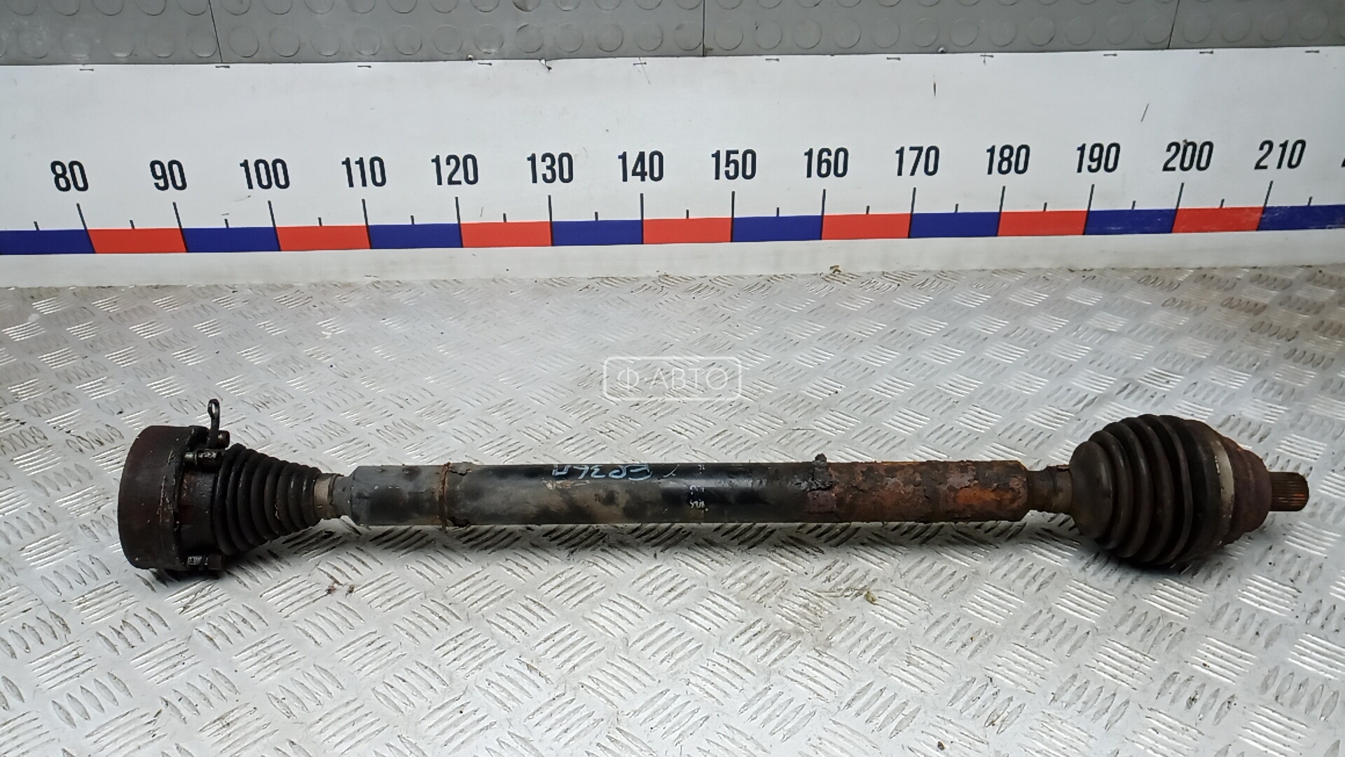 Привод передний правый