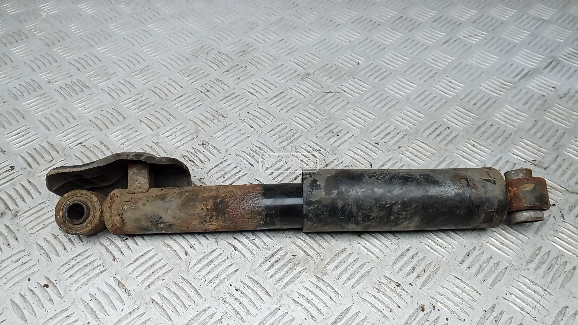 Амортизатор задний