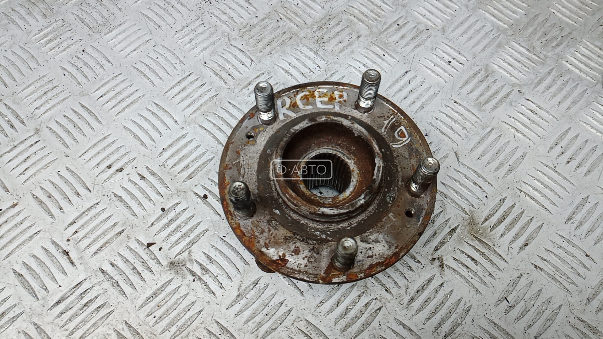 Ступица задняя правая
