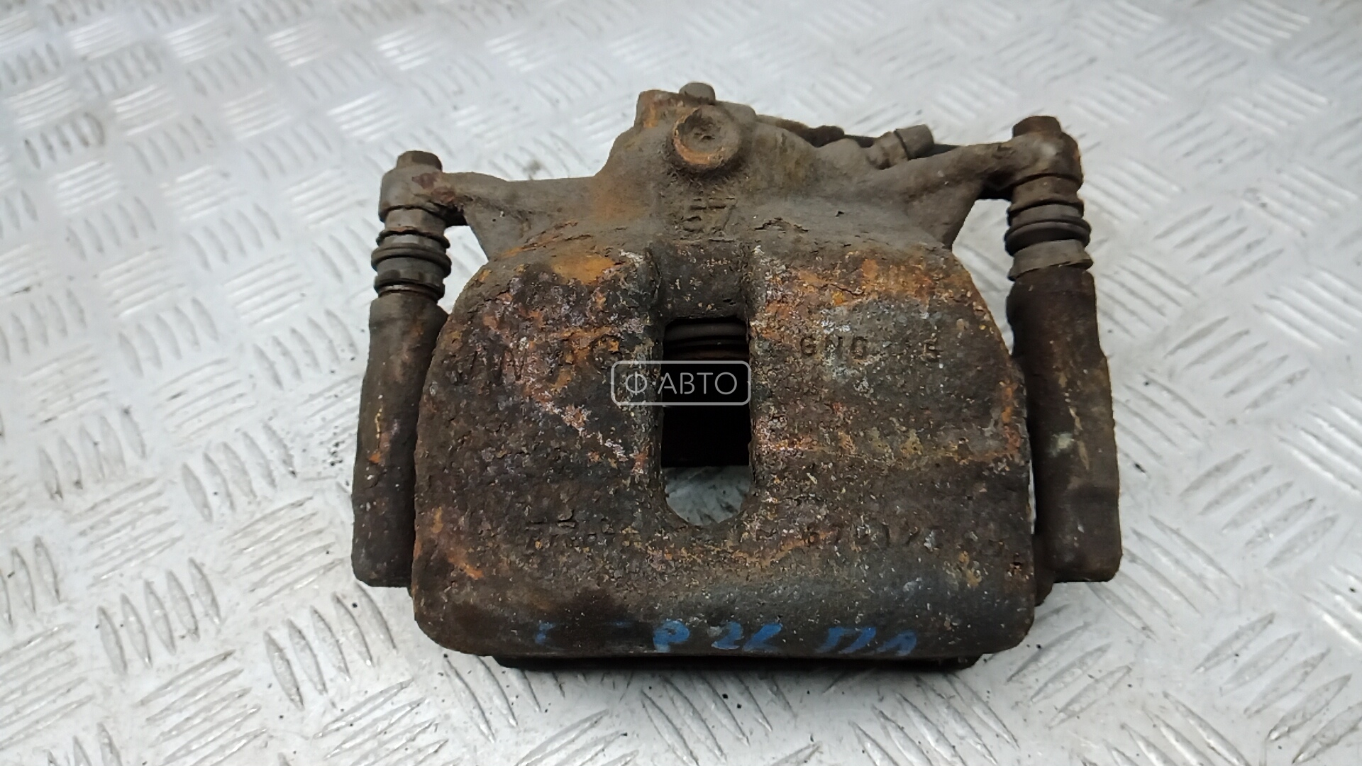 Суппорт тормозной передний левый