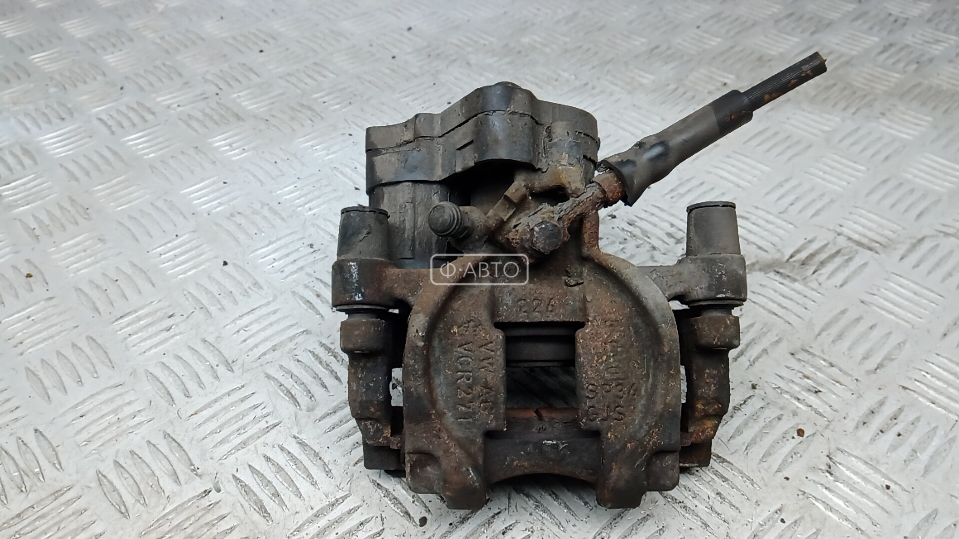 Суппорт тормозной задний правый