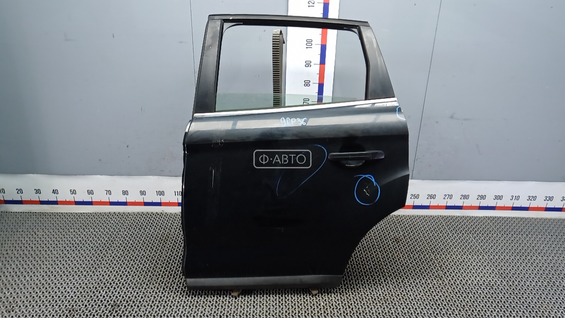 Дверь задняя левая