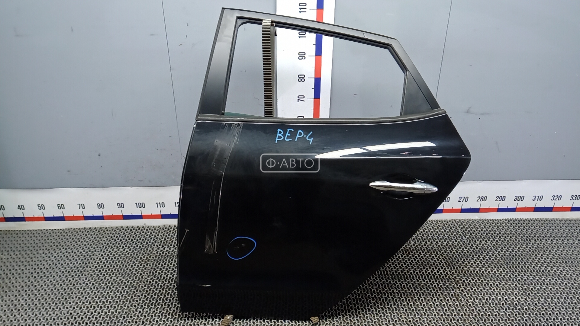 Дверь задняя левая