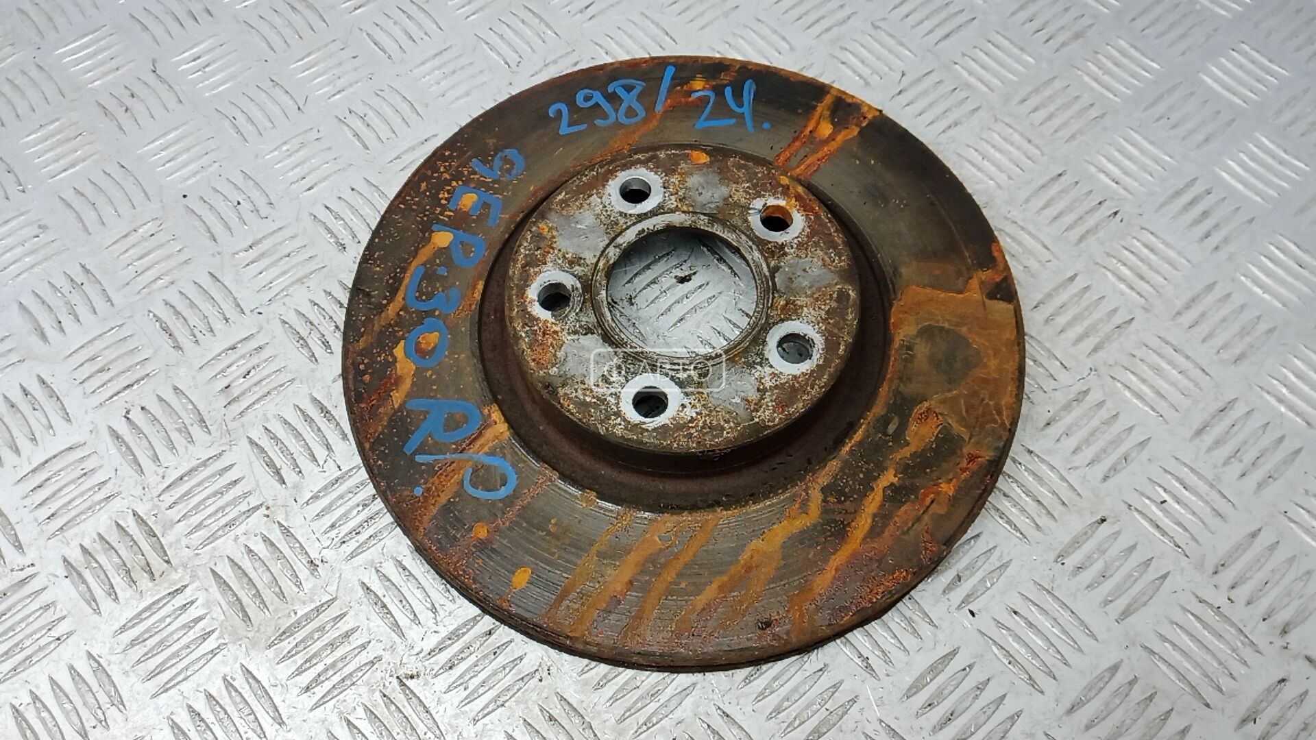 Диск тормозной передний