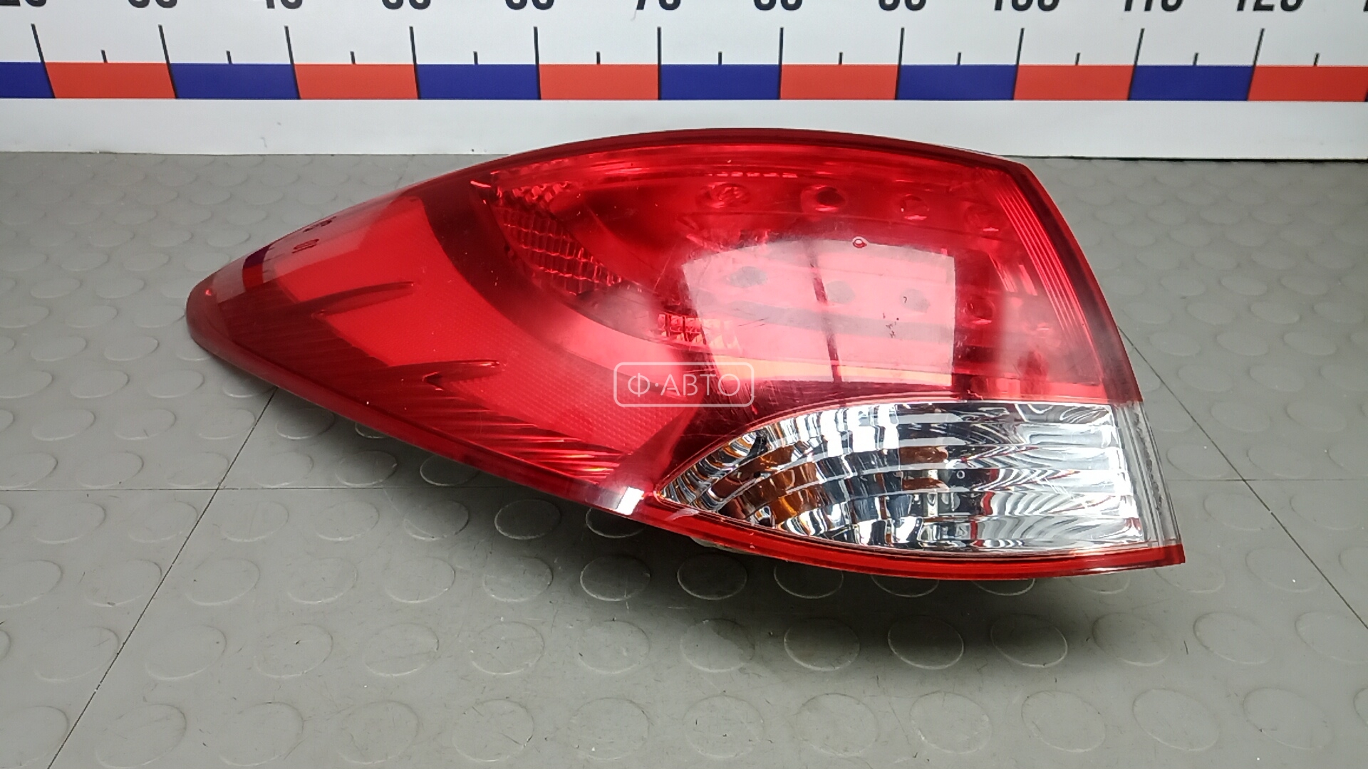 Фонарь задний левый