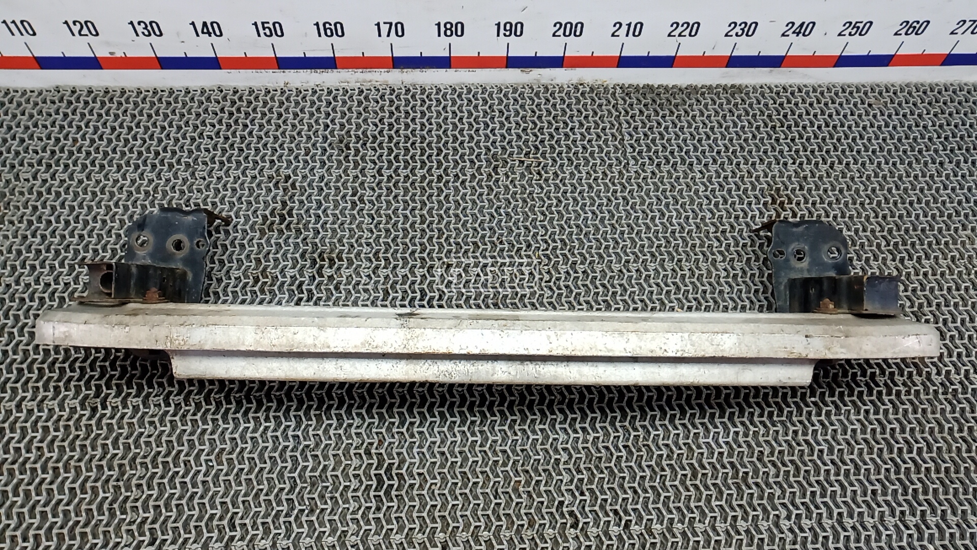 Усилитель бампера задний